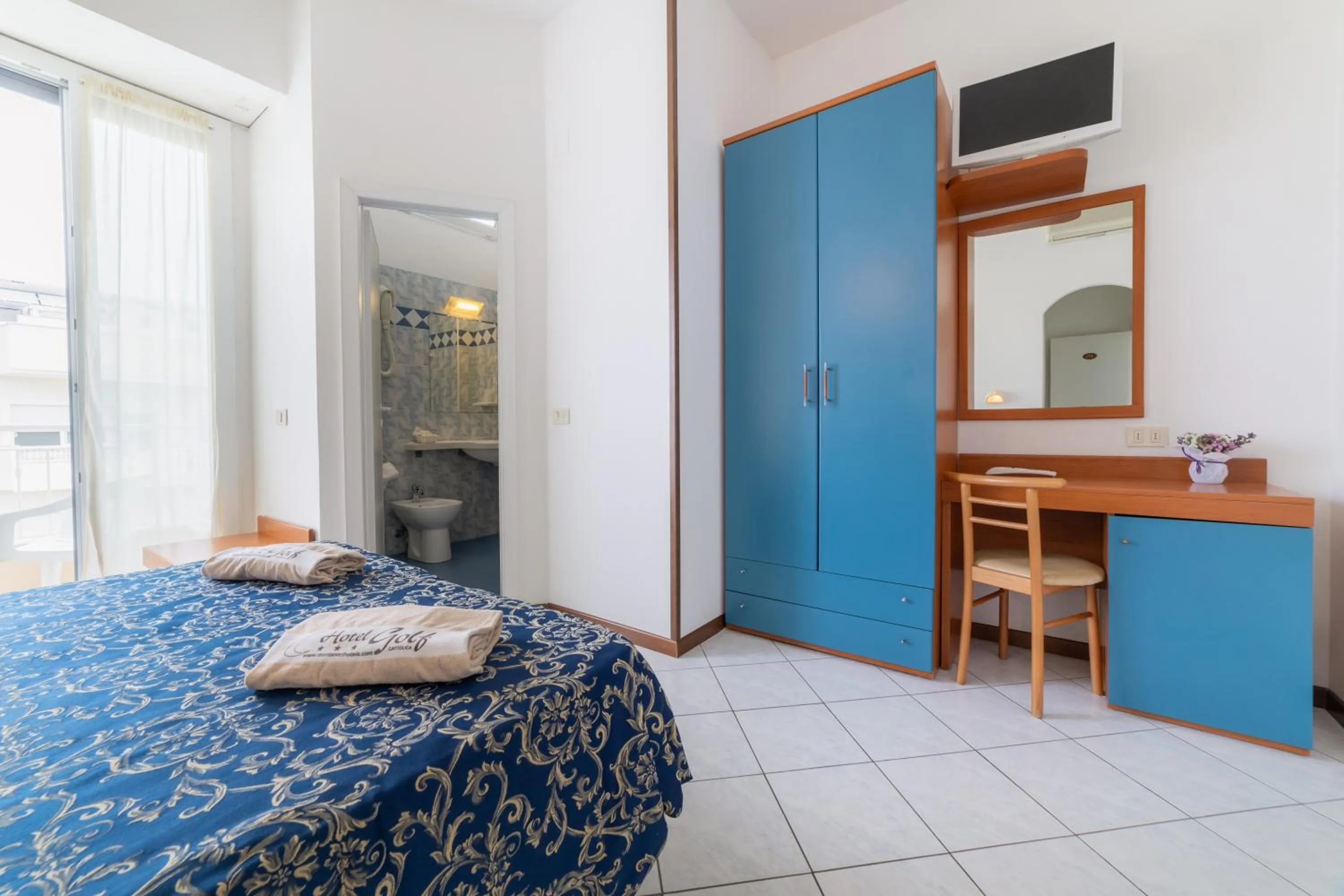 Photo of the whole room in Hotel Golf