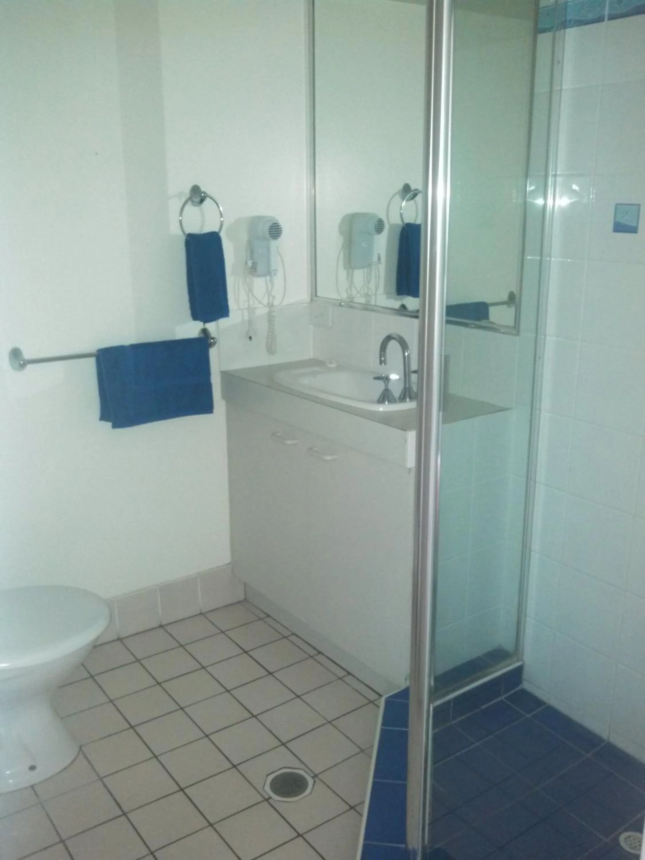 Bathroom in Tranquil Shores