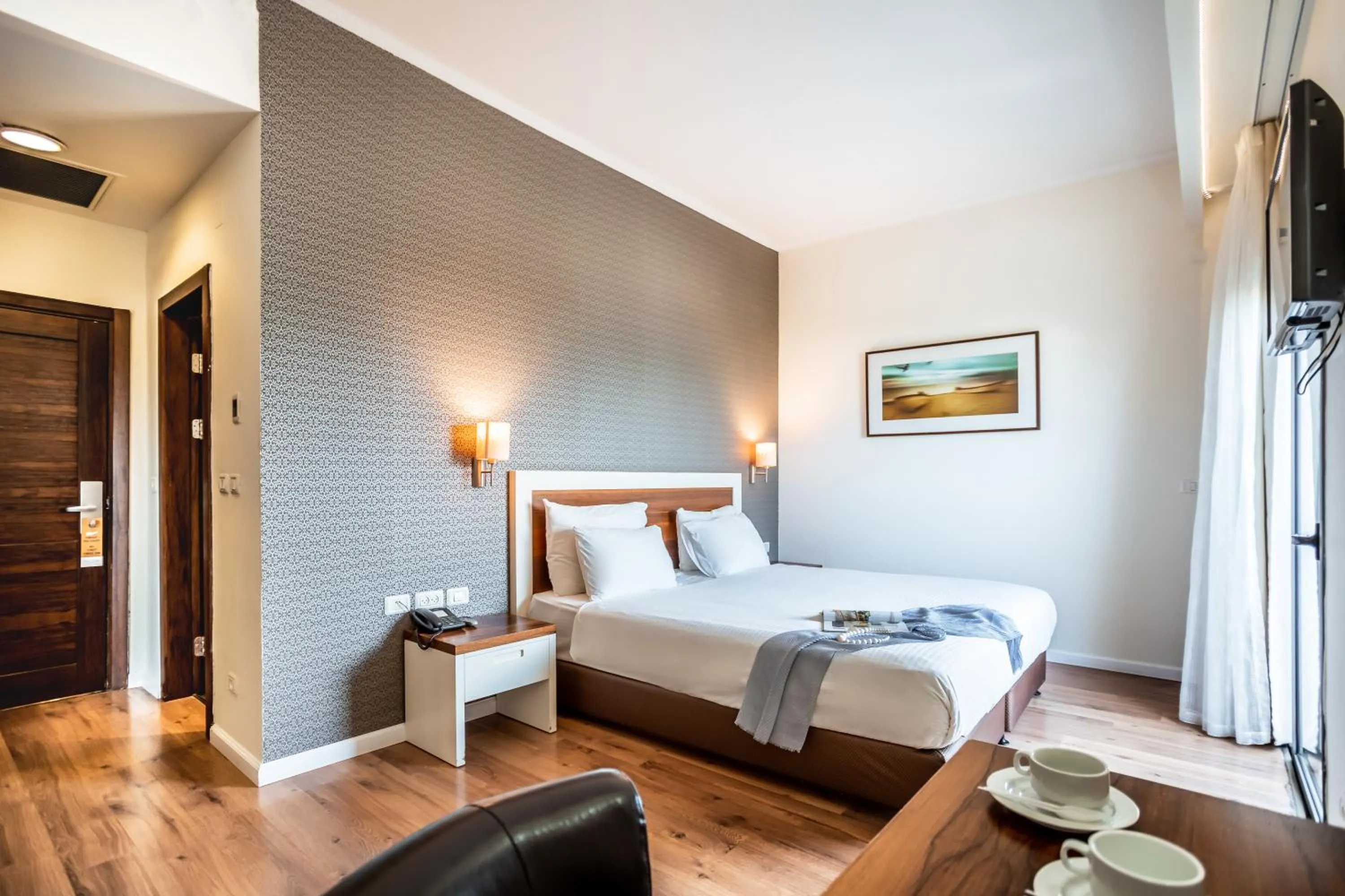 Bedroom, Bed in Emily's Hotel