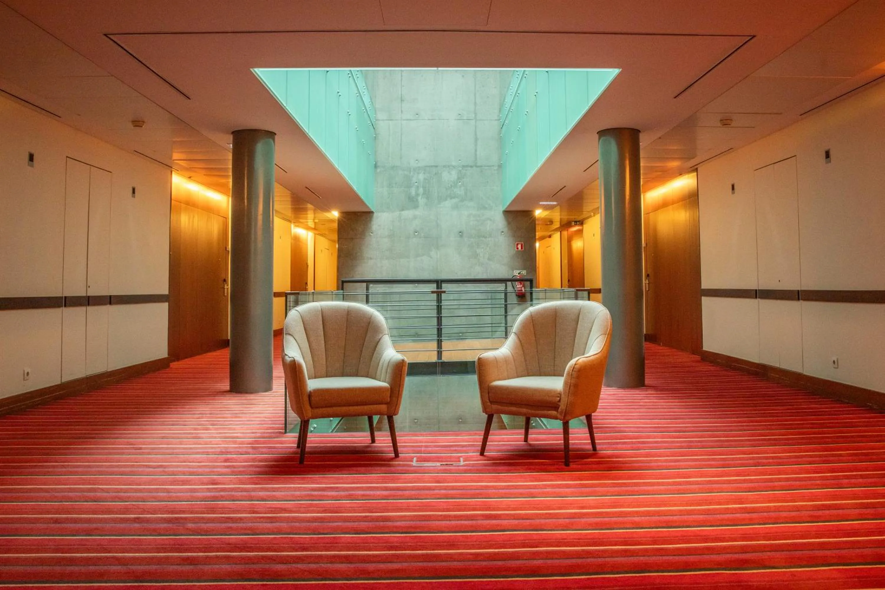 Living room in VIP Executive Arts Hotel