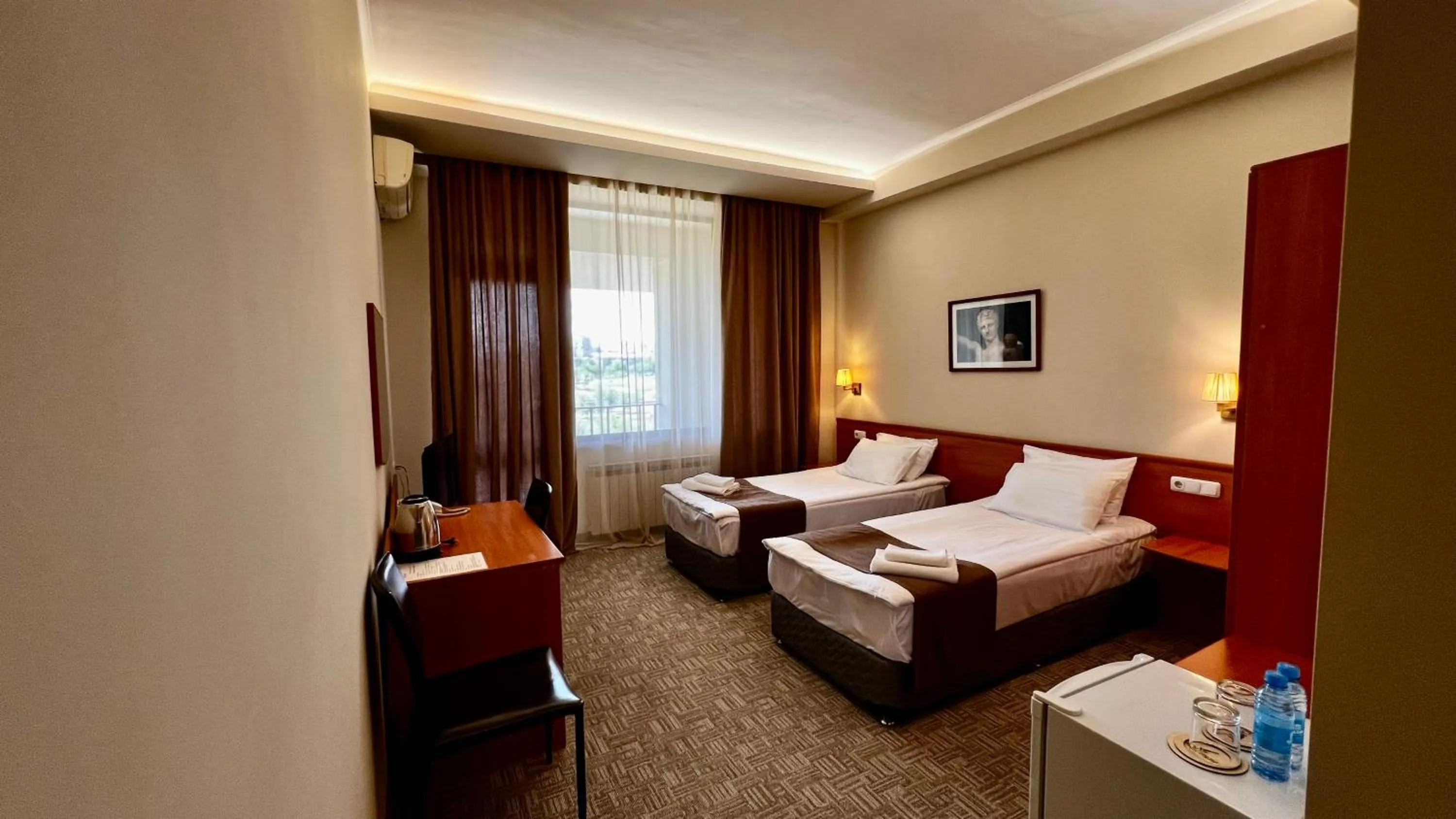 Single Room with Balcony in Olympia Garden Hotel