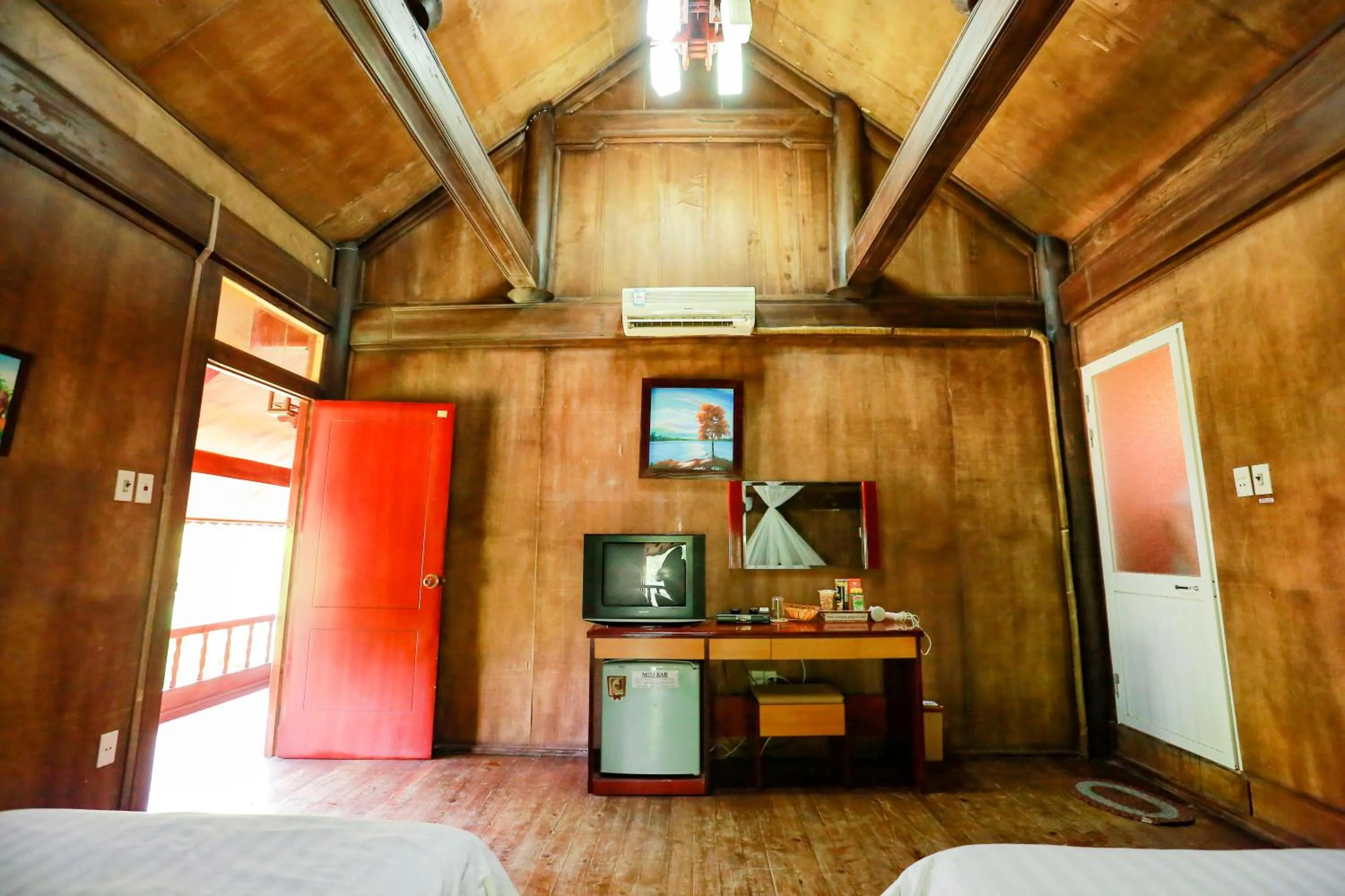 Bed in Cat Ba Eco Lodge