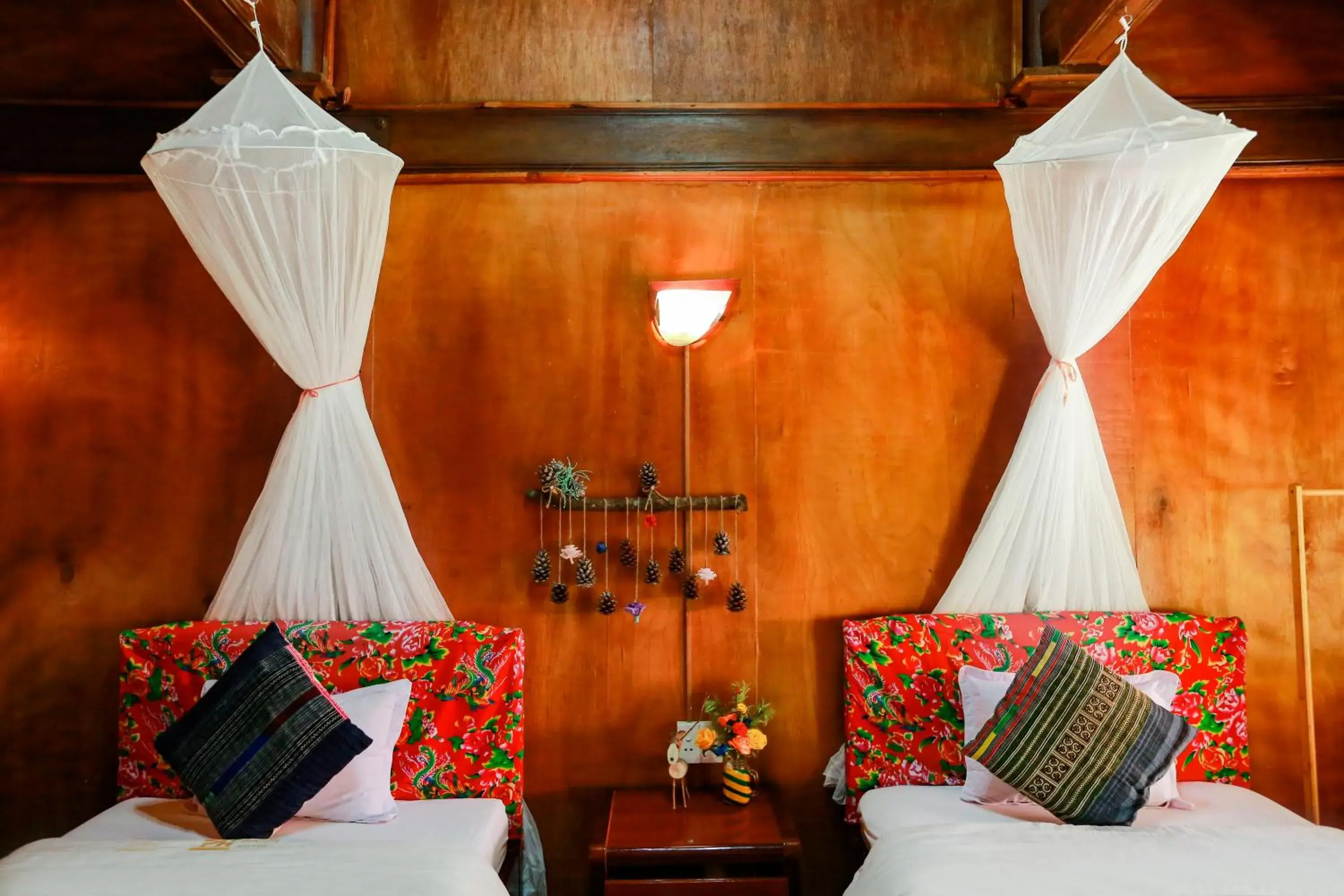 Deluxe Twin Room - single occupancy in Cat Ba Eco Lodge Resort Deluxe Twin Room - single occupancy in Cat Ba Eco Lodge Resort