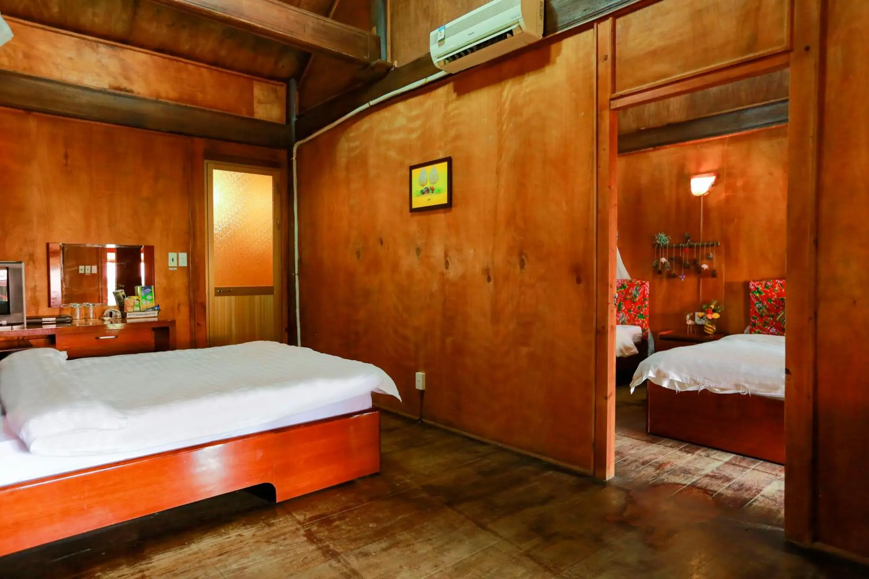 Deluxe Family Suite in Cat Ba Eco Lodge Deluxe Family Suite in Cat Ba Eco Lodge