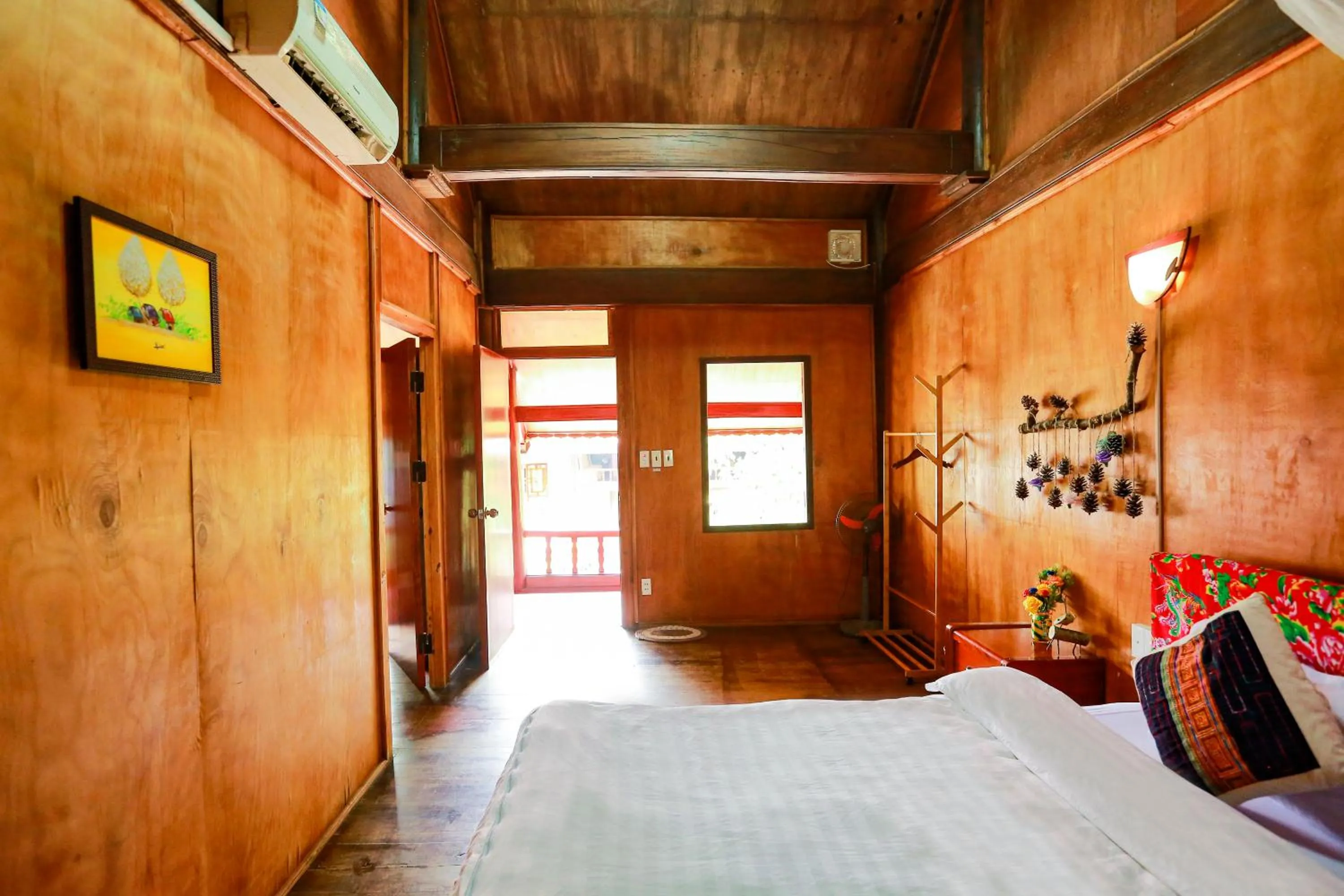 Bed in Cat Ba Eco Lodge