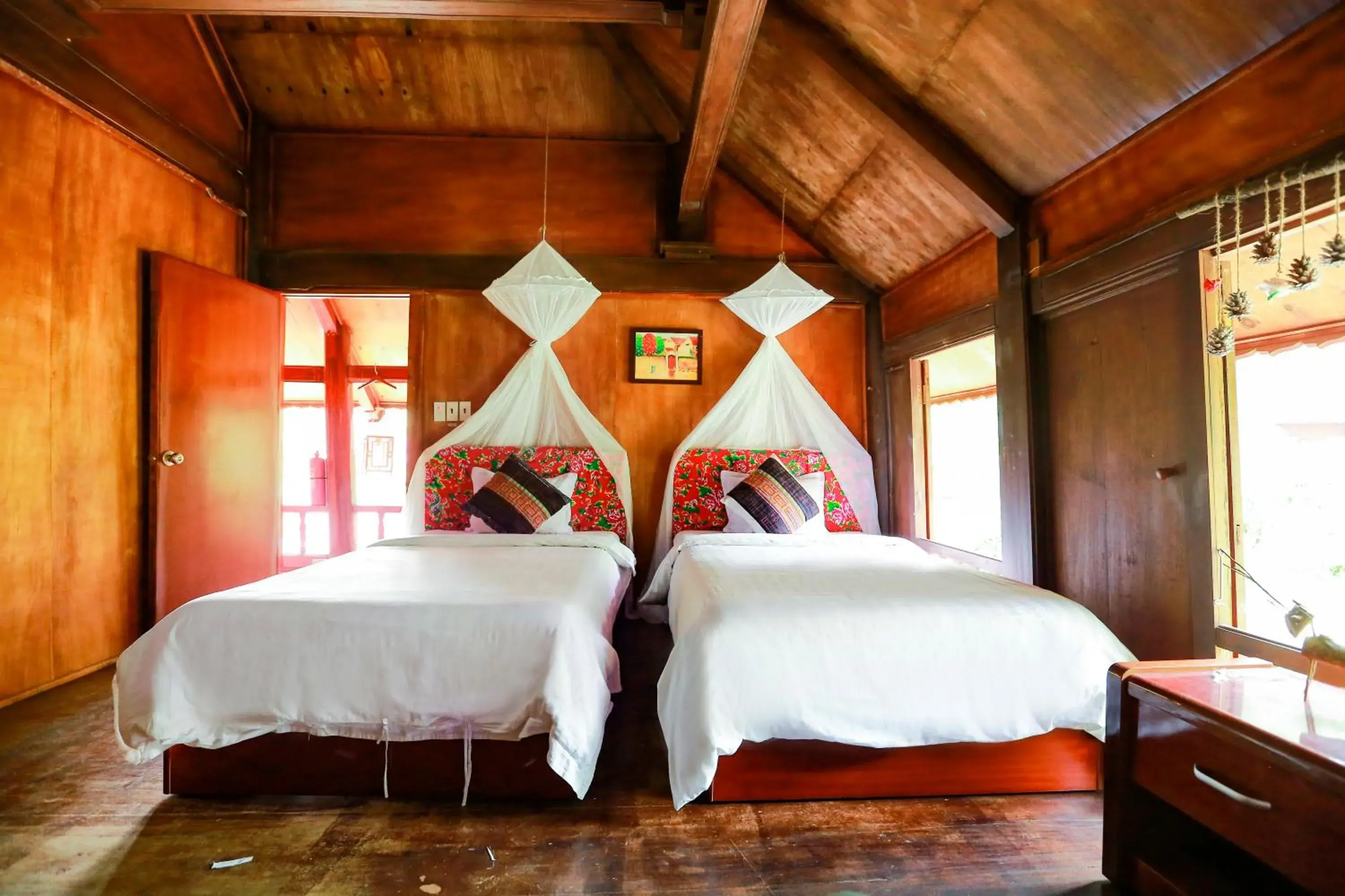 Deluxe Triple Room - single occupancy in Cat Ba Eco Lodge Deluxe Triple Room - single occupancy in Cat Ba Eco Lodge
