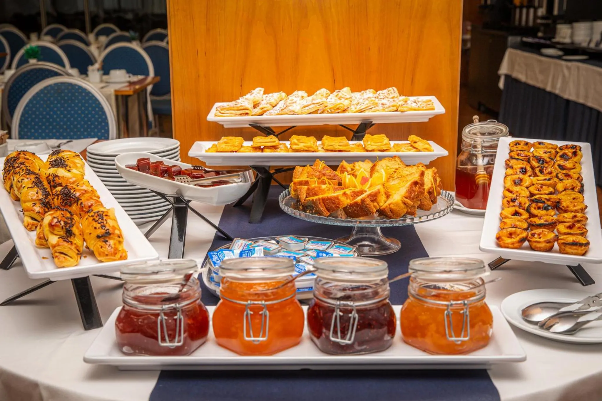 Breakfast in VIP Executive Santa Iria Hotel