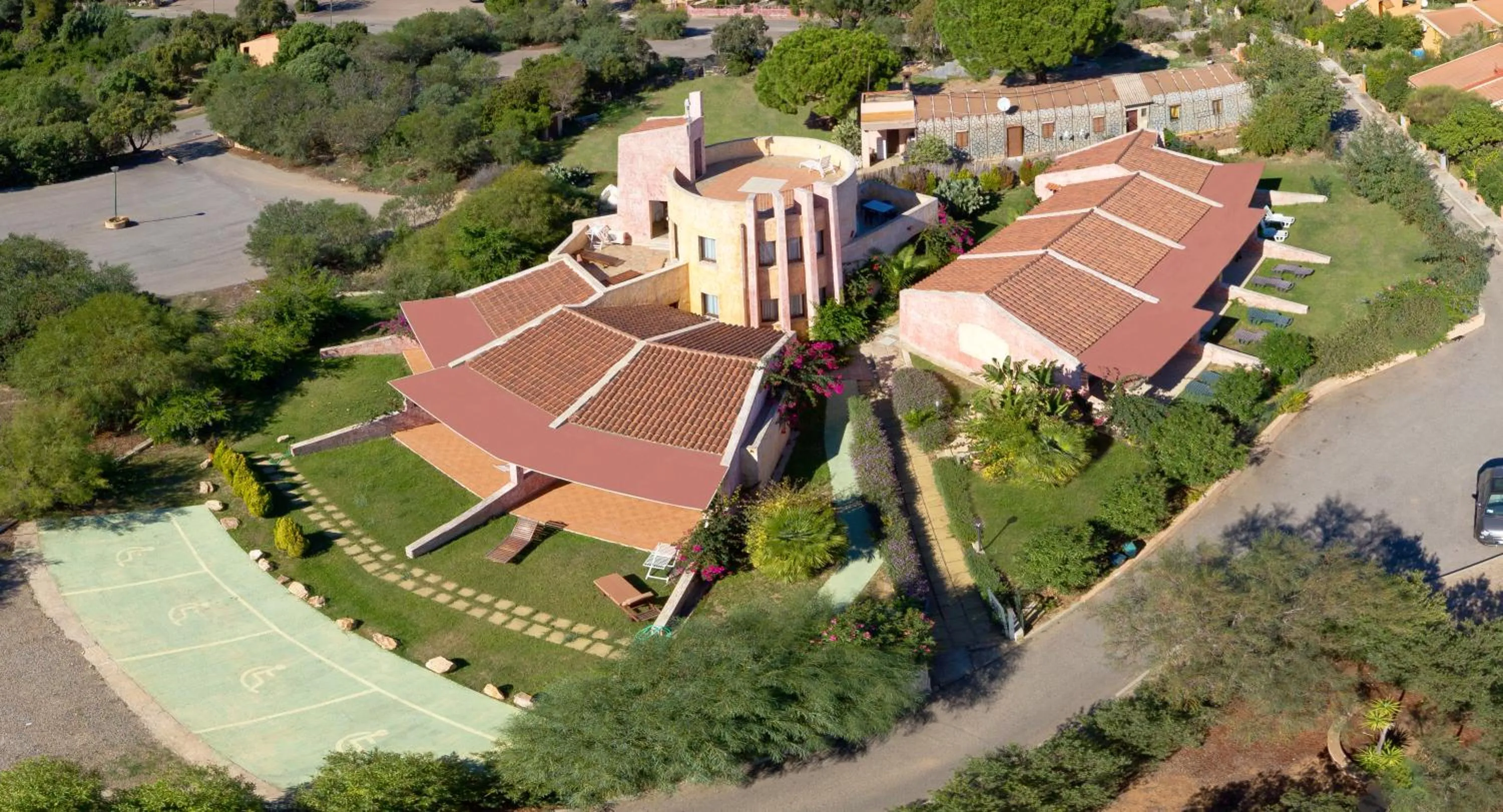 Bird's eye view in Residence Il Borgo di Porto Corallo