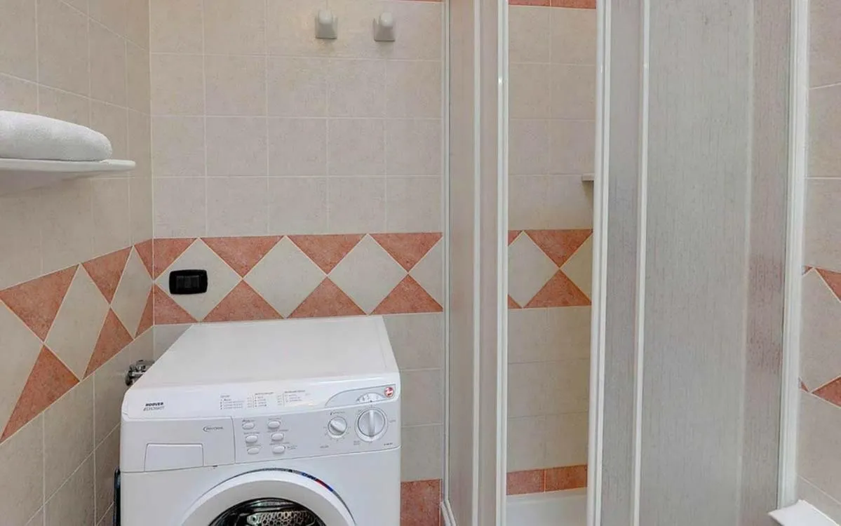 Shower in Residence Il Borgo di Porto Corallo