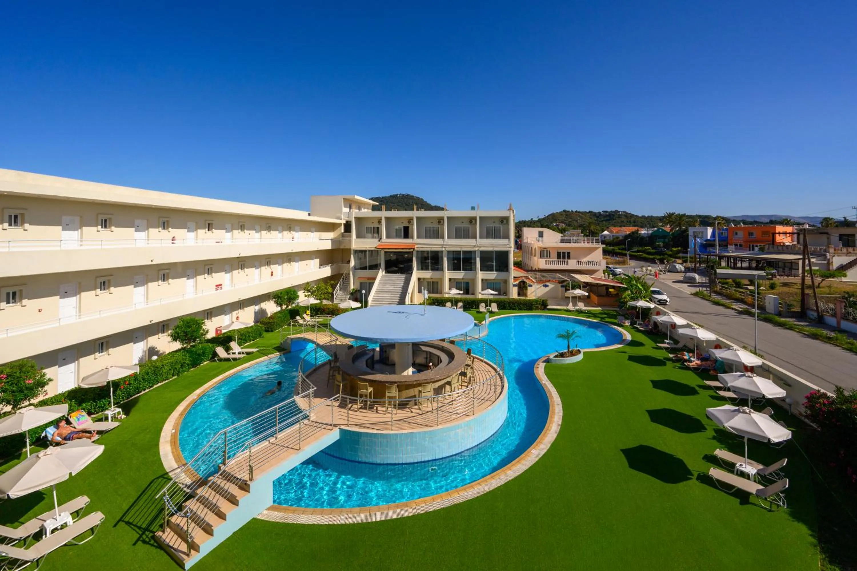 Swimming pool in Bayside Hotel Katsaras