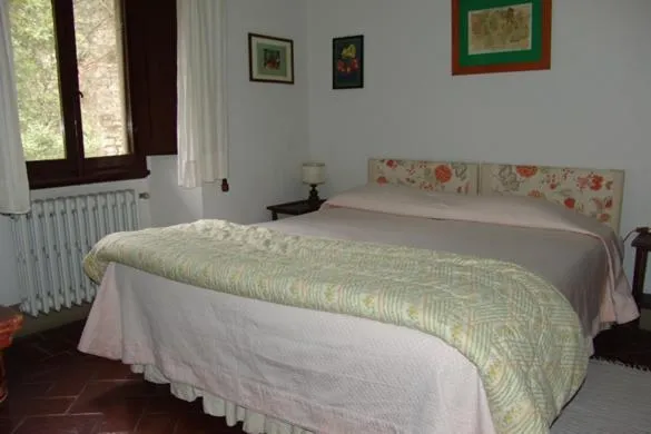 Bed in Villa Rucellai