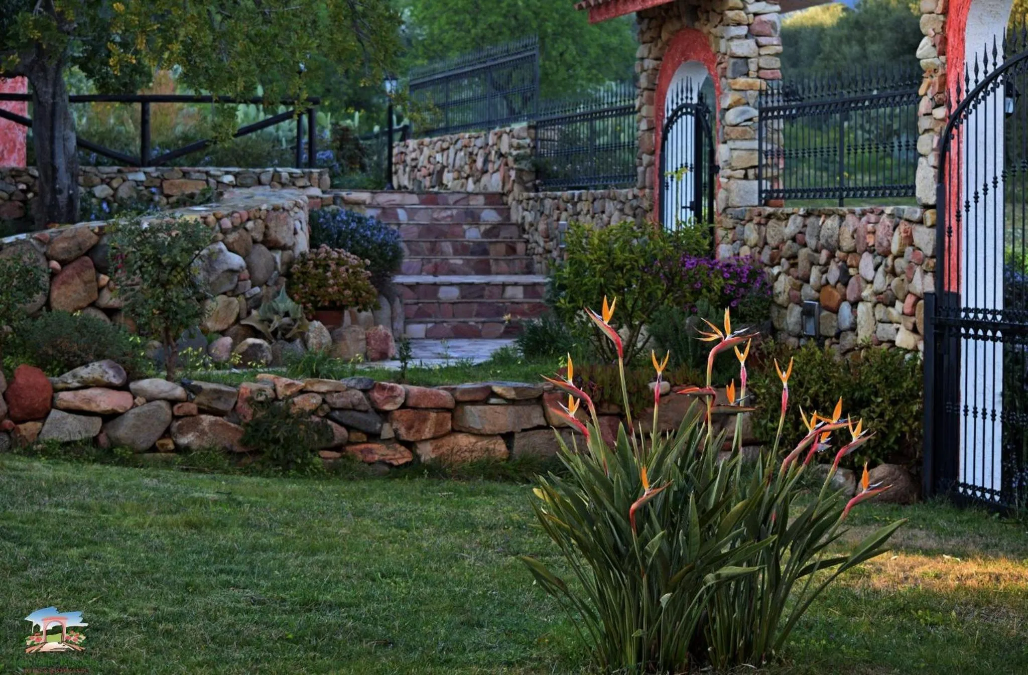 Property building in Hotel La Corte Rosada