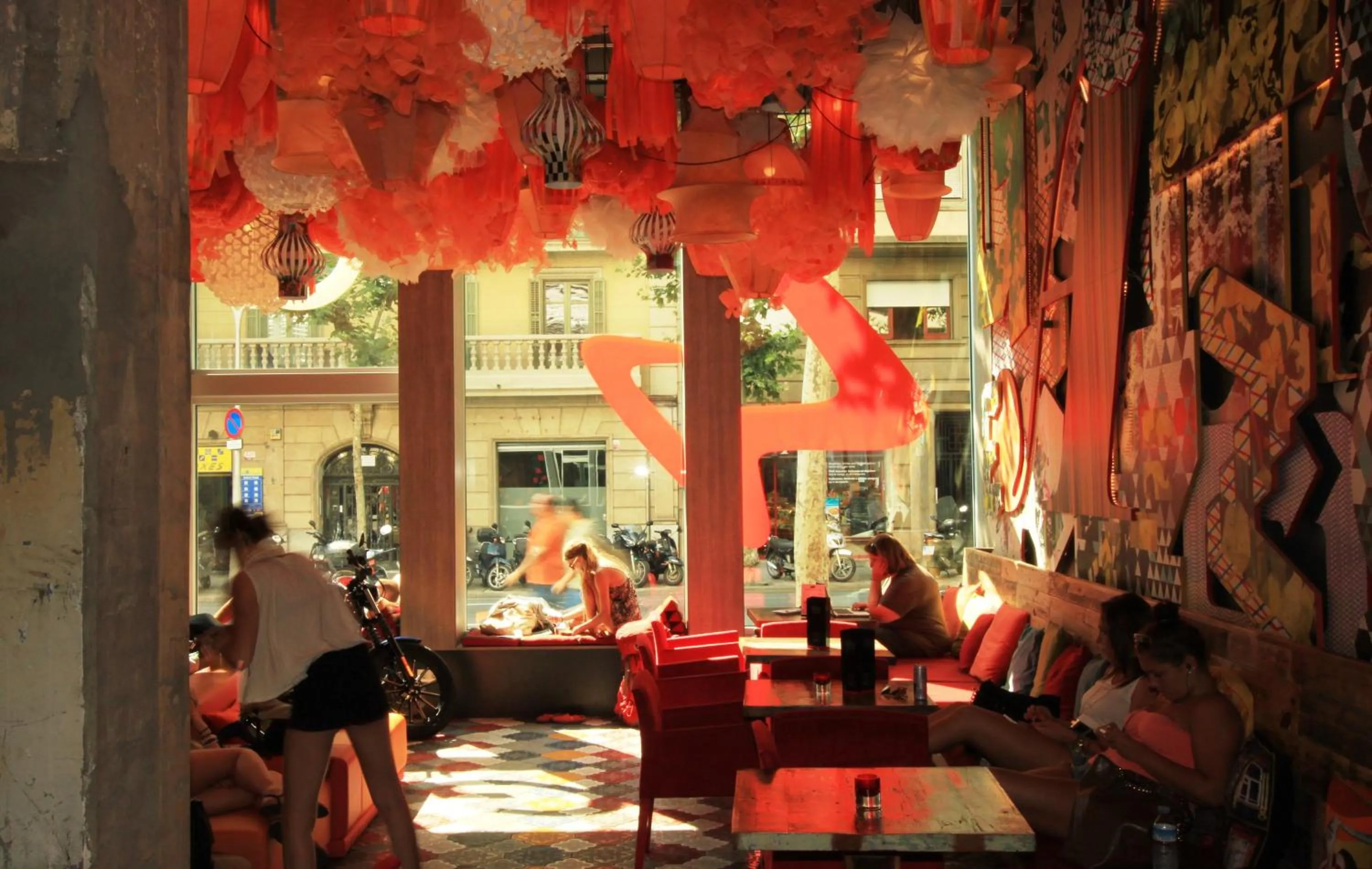 Restaurant/places to eat in Generator Barcelona