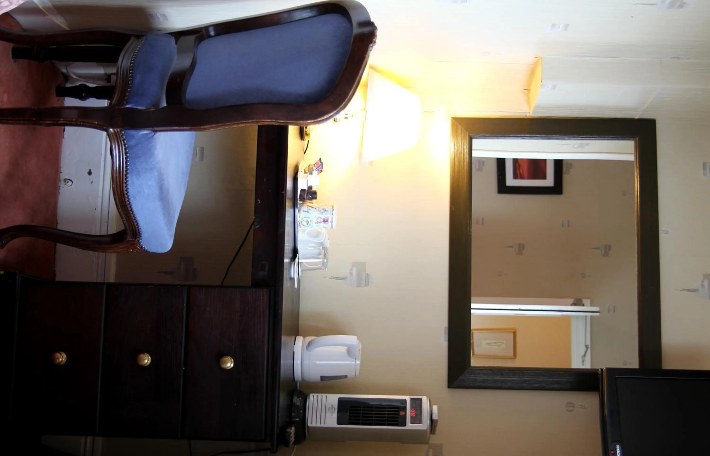 Coffee/tea facilities in Moonraker House