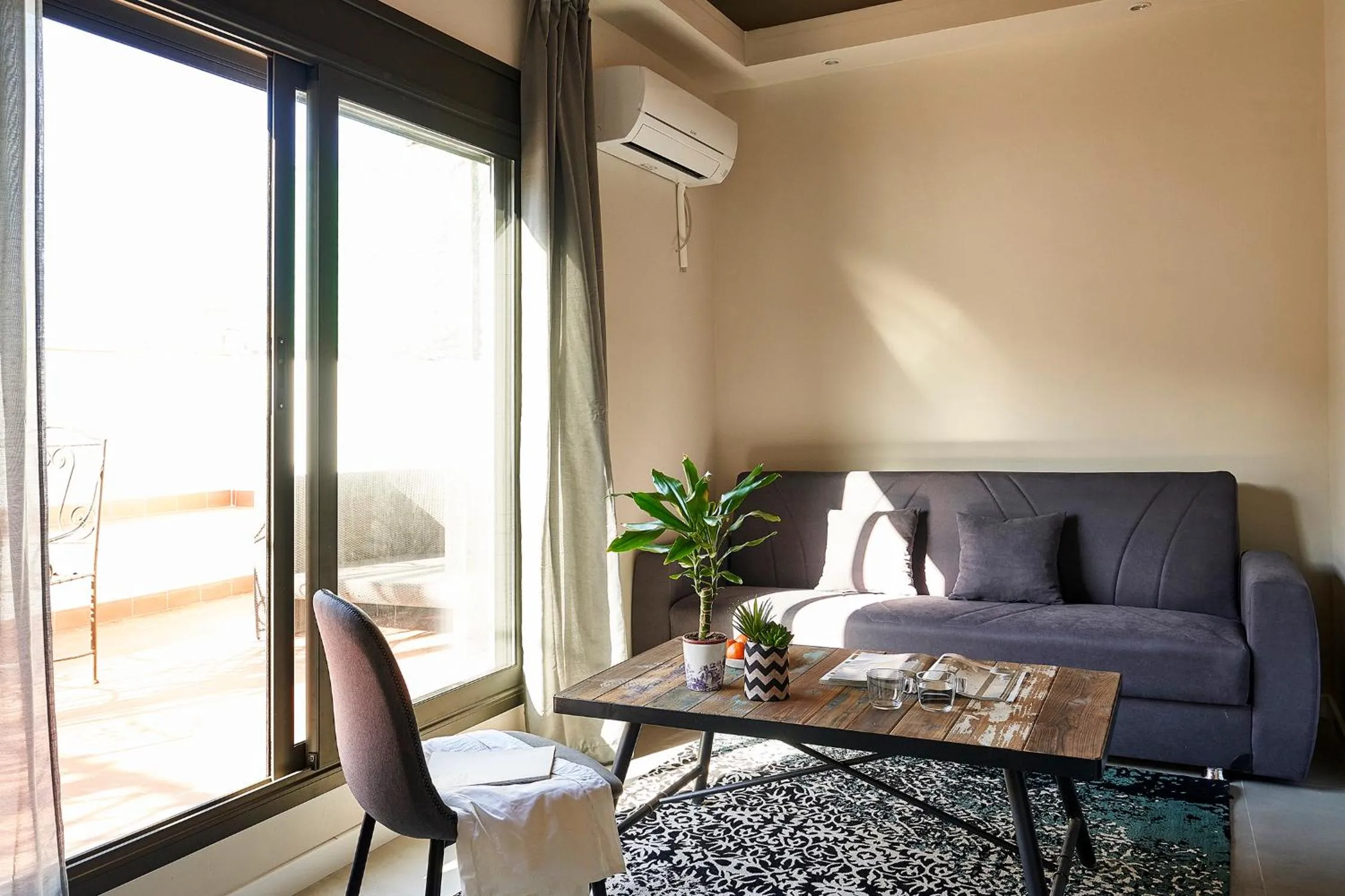 Living room in AinB Eixample-Miro Apartments