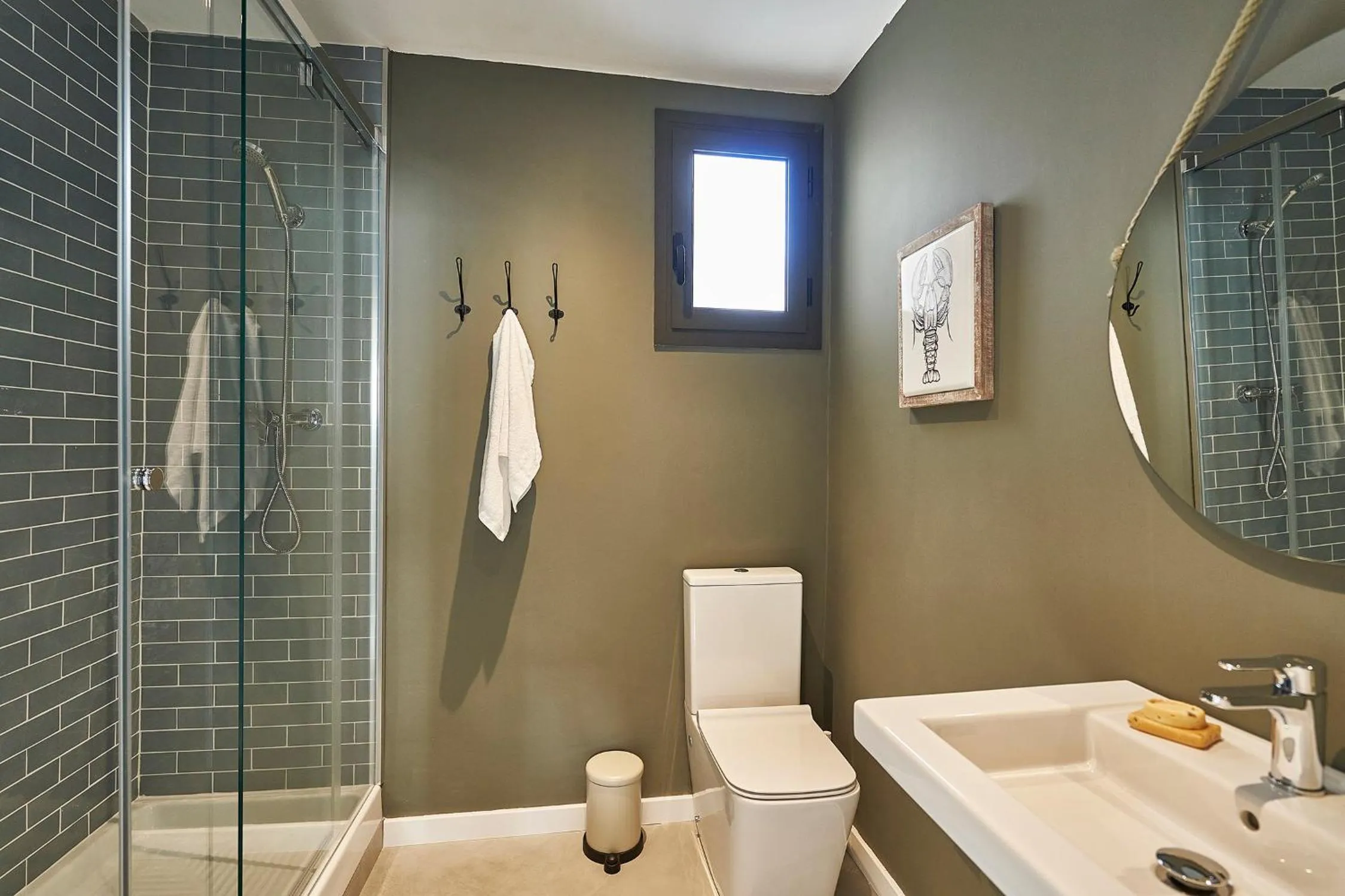 Bathroom in AinB Eixample-Miro Apartments