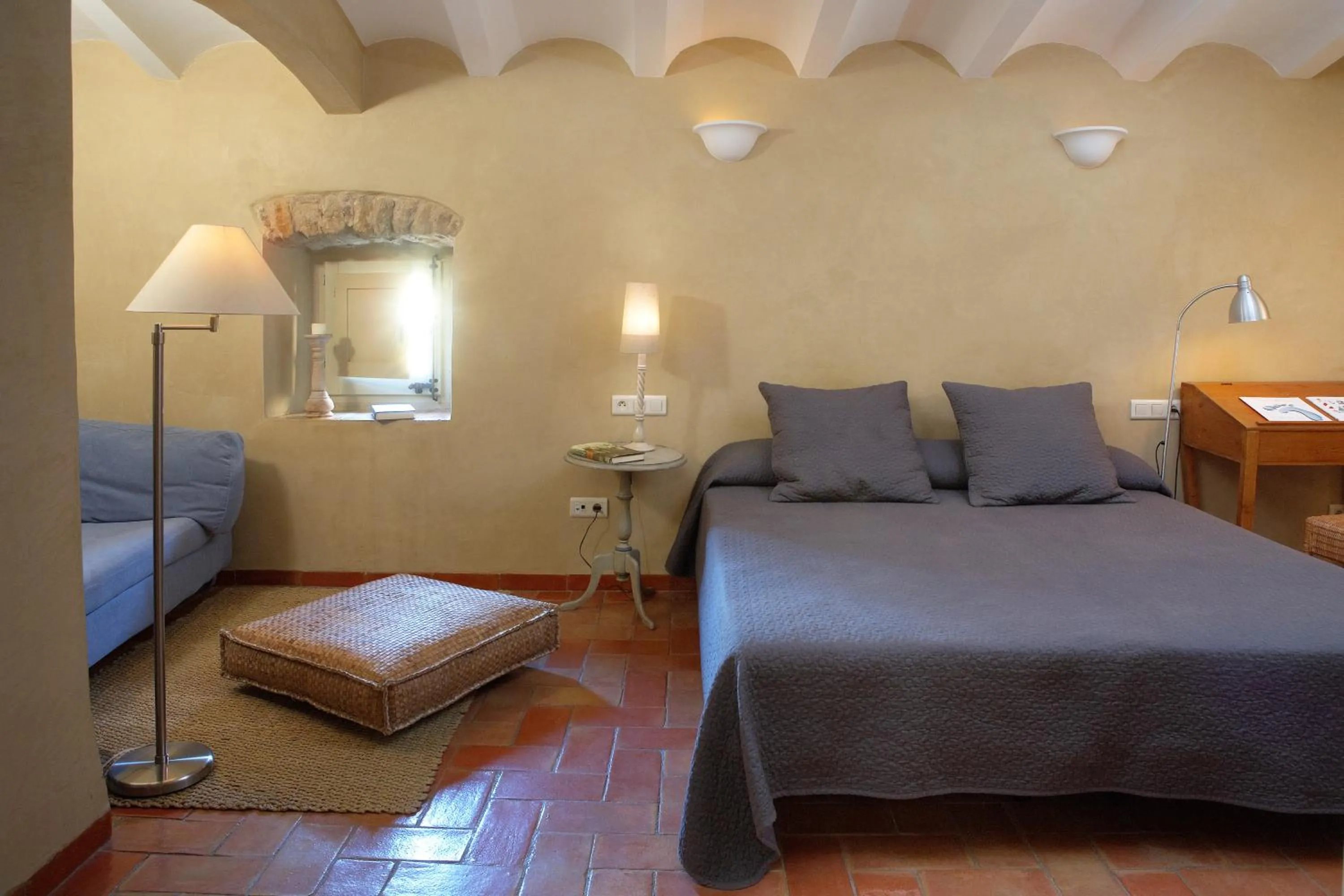 Bed in Hotel la Plaça Madremanya