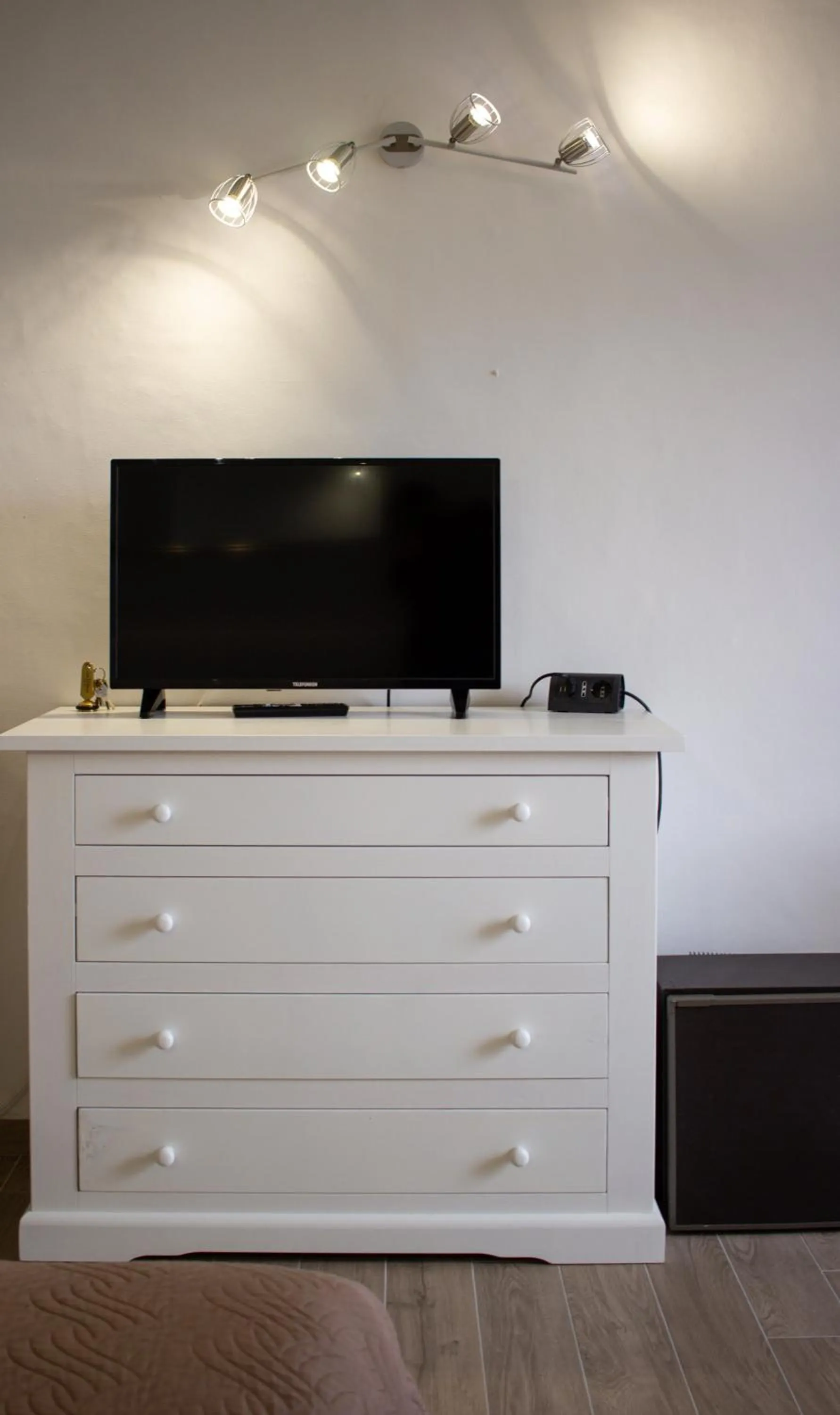 TV and multimedia in Hotel Miramare