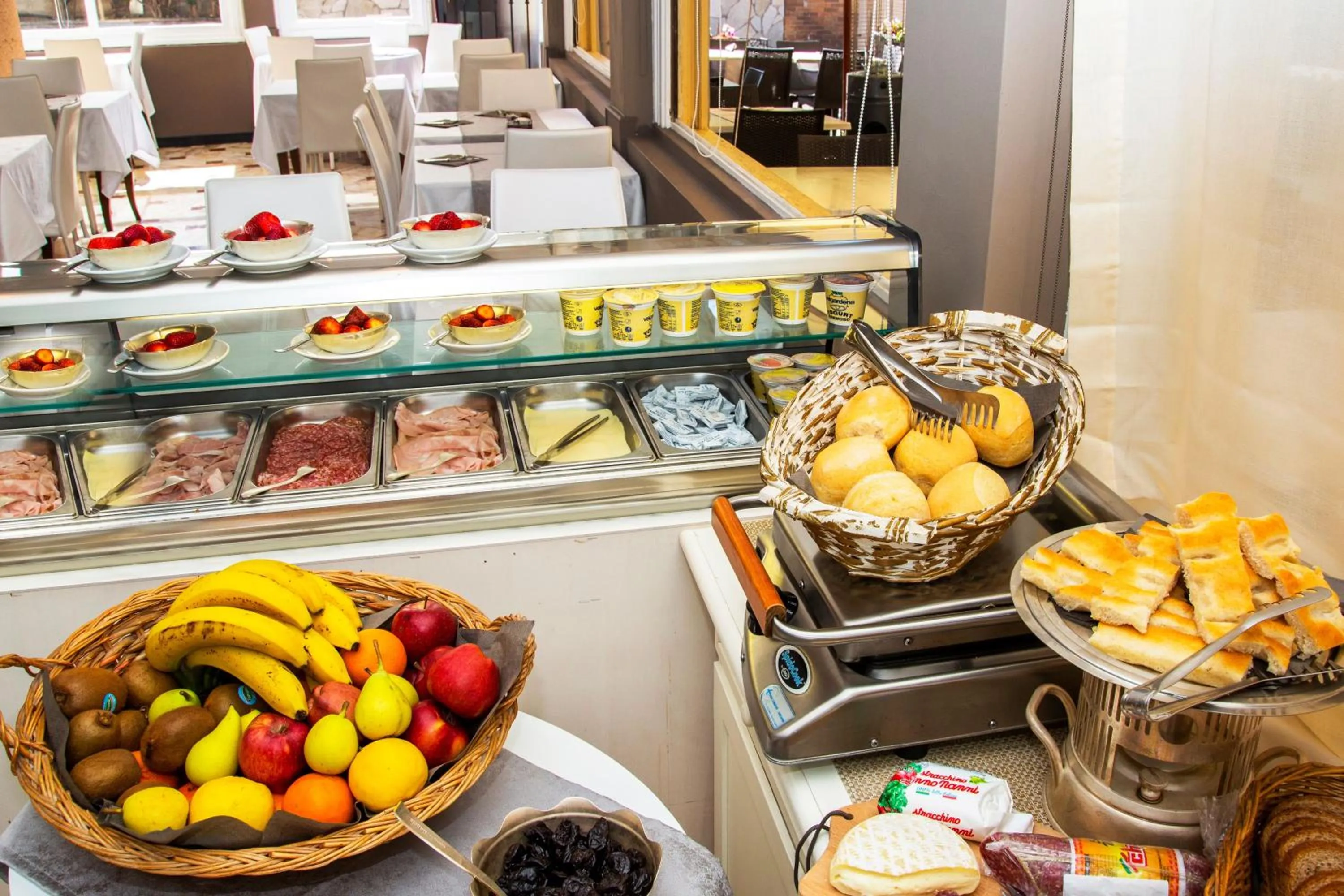 Breakfast in Hotel Miramare