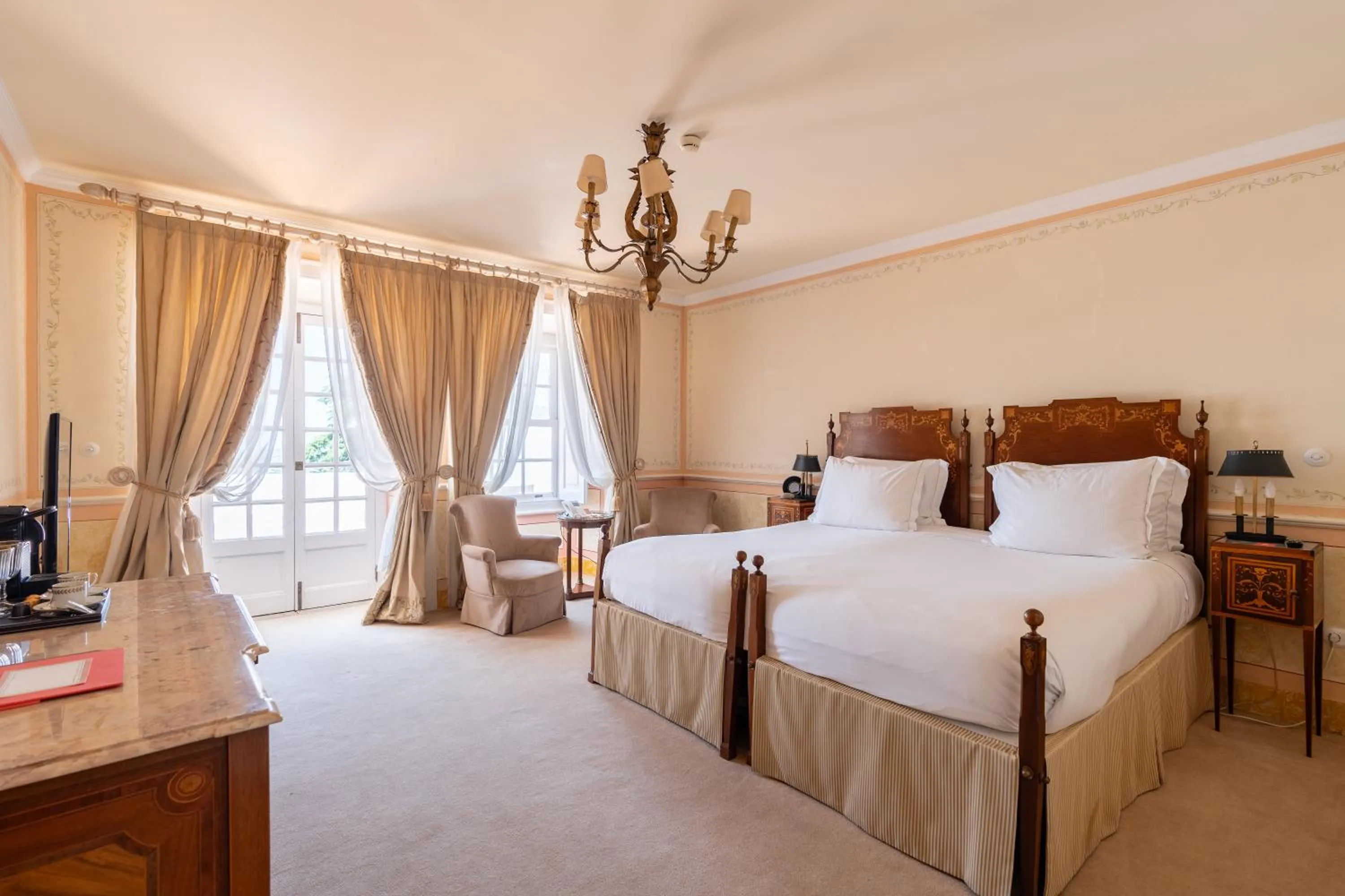 Bedroom, Bed in Valverde Sintra Palácio de Seteais - The Leading Hotels of the World