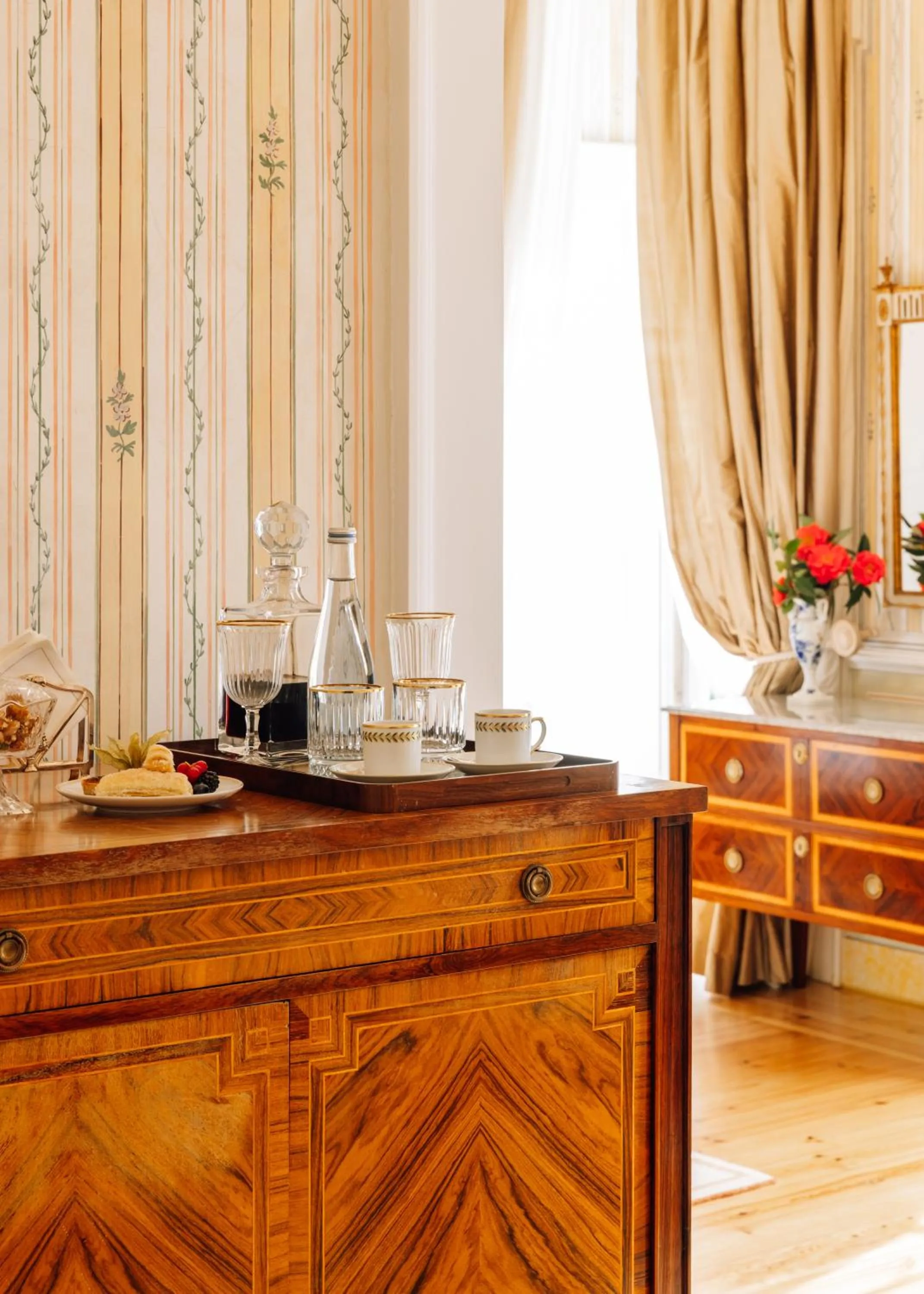 Bedroom in Valverde Sintra Palácio de Seteais - The Leading Hotels of the World