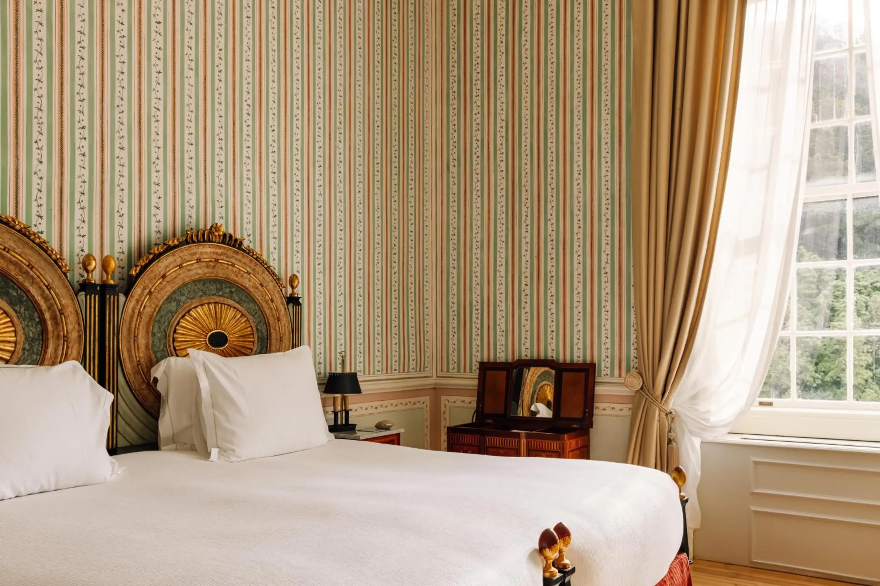 Junior Suite in Valverde Sintra Palácio de Seteais - The Leading Hotels of the World Junior Suite in Valverde Sintra Palácio de Seteais - The Leading Hotels of the World