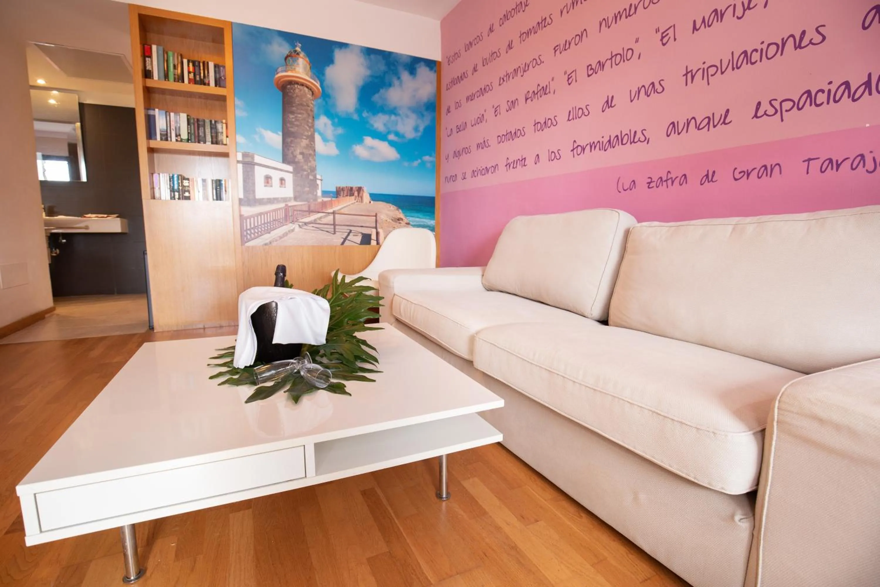 Living room in R2 Romantic Fantasia Suites - Adults Only