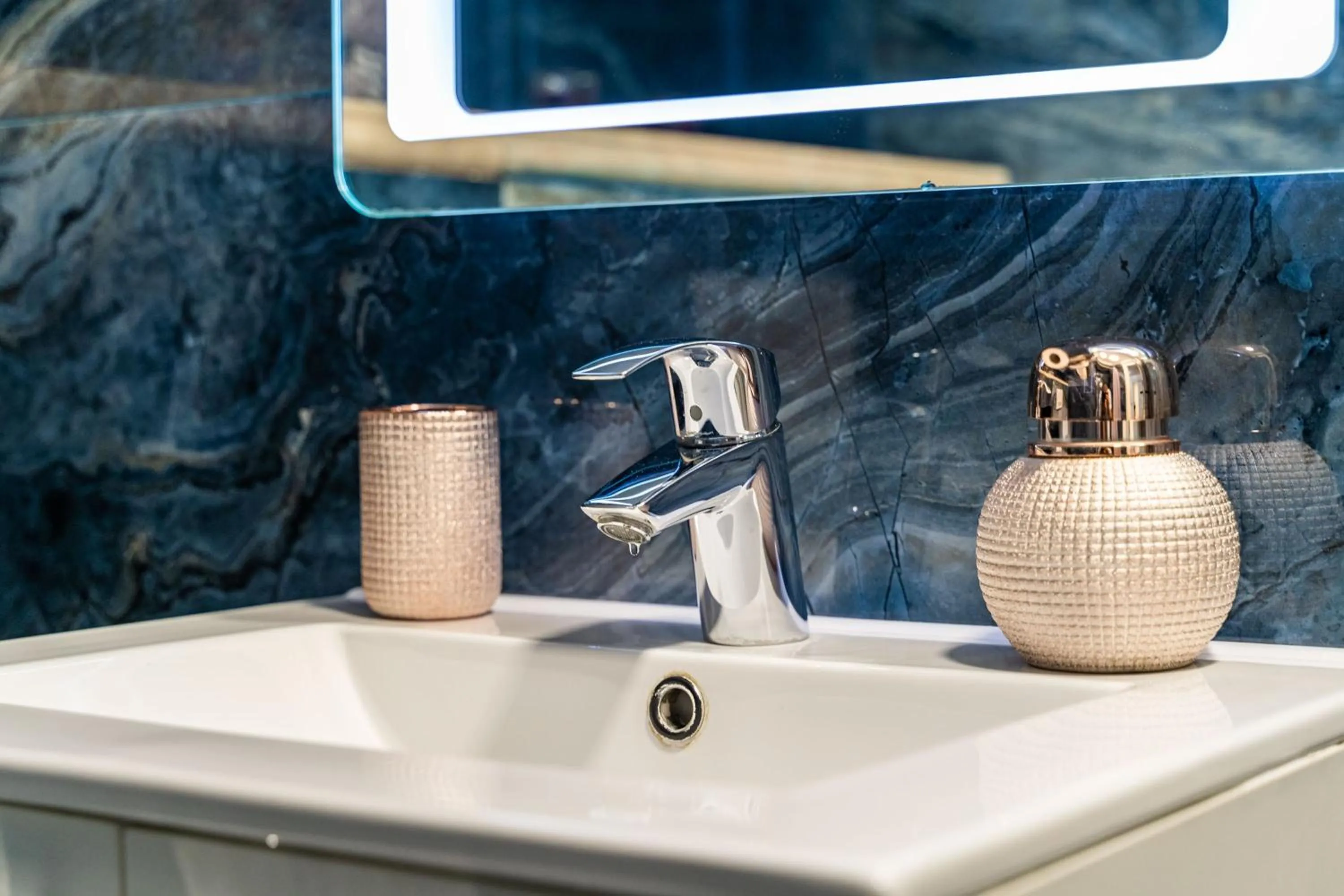 Bathroom in Apartments Dub