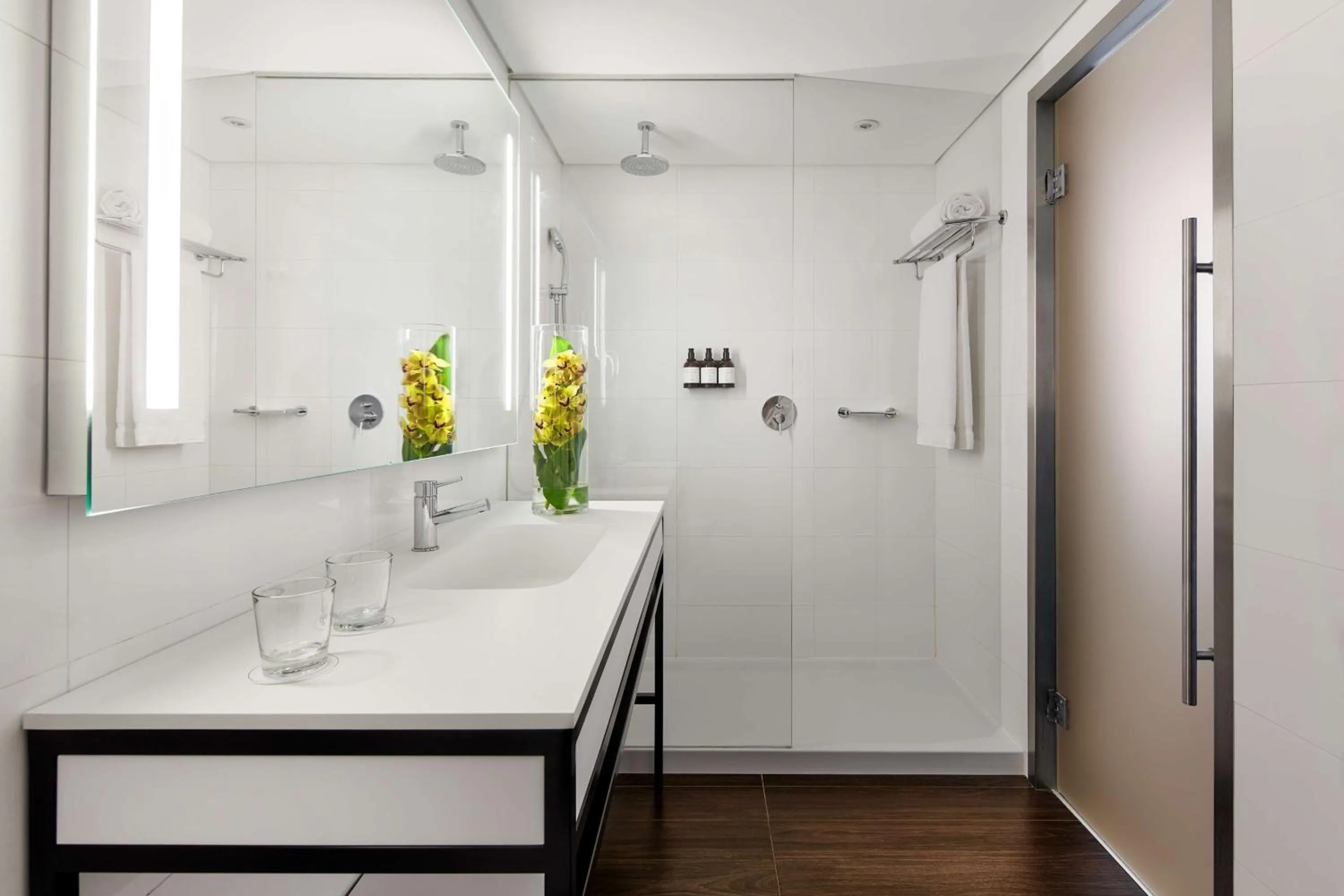 Shower in Tivoli Marina Vilamoura