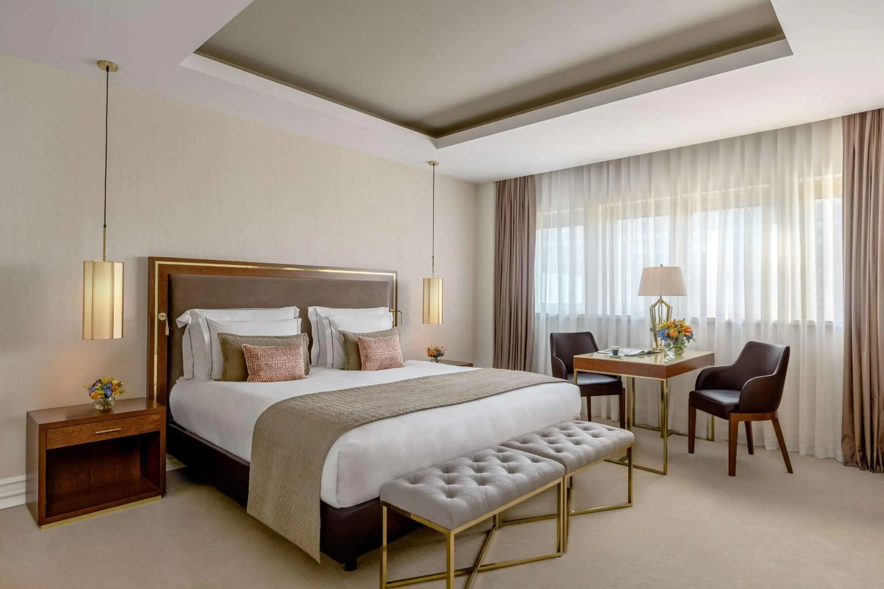 Executive Suite in Tivoli Avenida Liberdade Lisboa – A Leading Hotel of the World Executive Suite in Tivoli Avenida Liberdade Lisboa – A Leading Hotel of the World