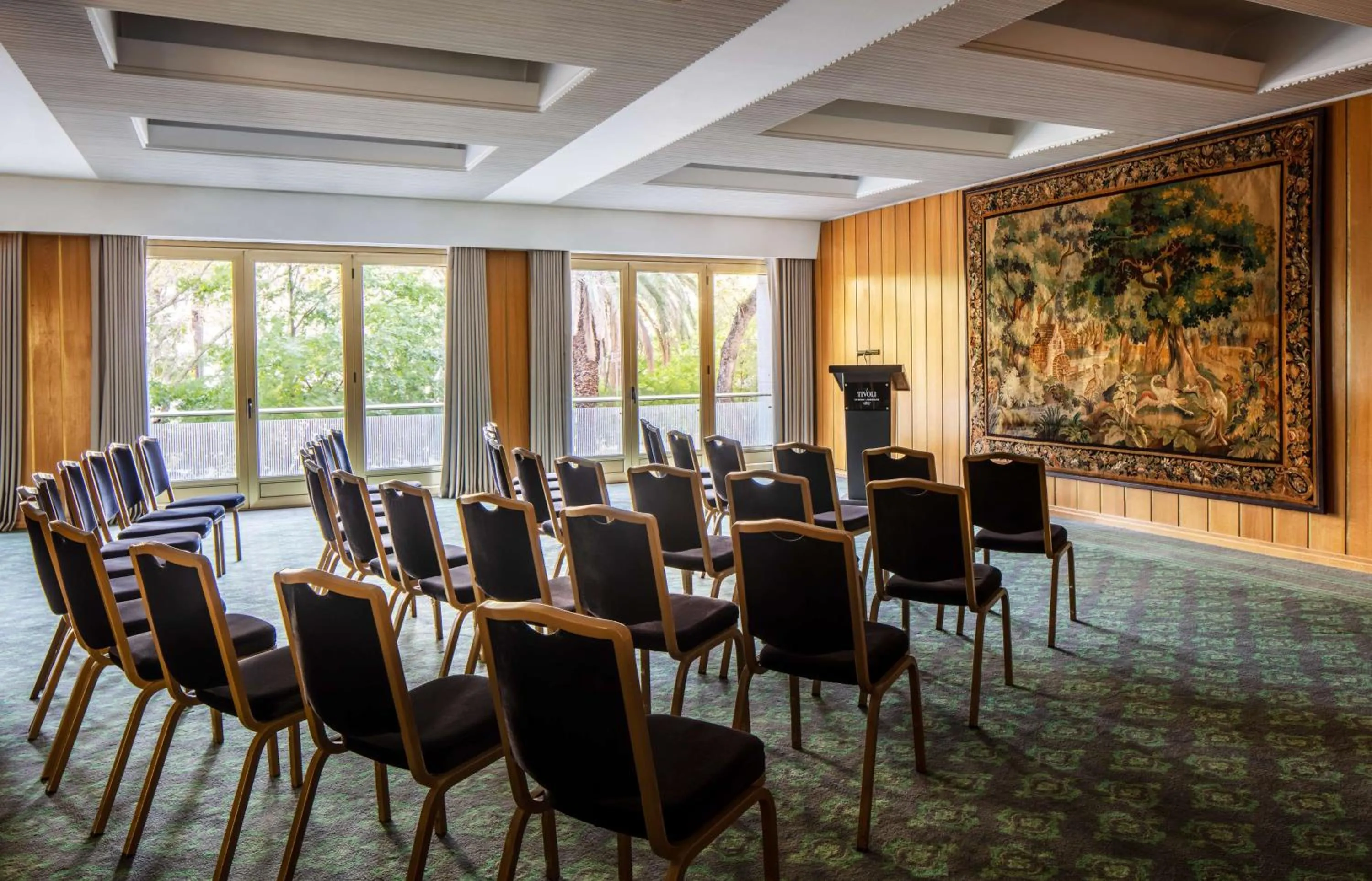 Meeting/conference room in Tivoli Avenida Liberdade Lisboa – A Leading Hotel of the World