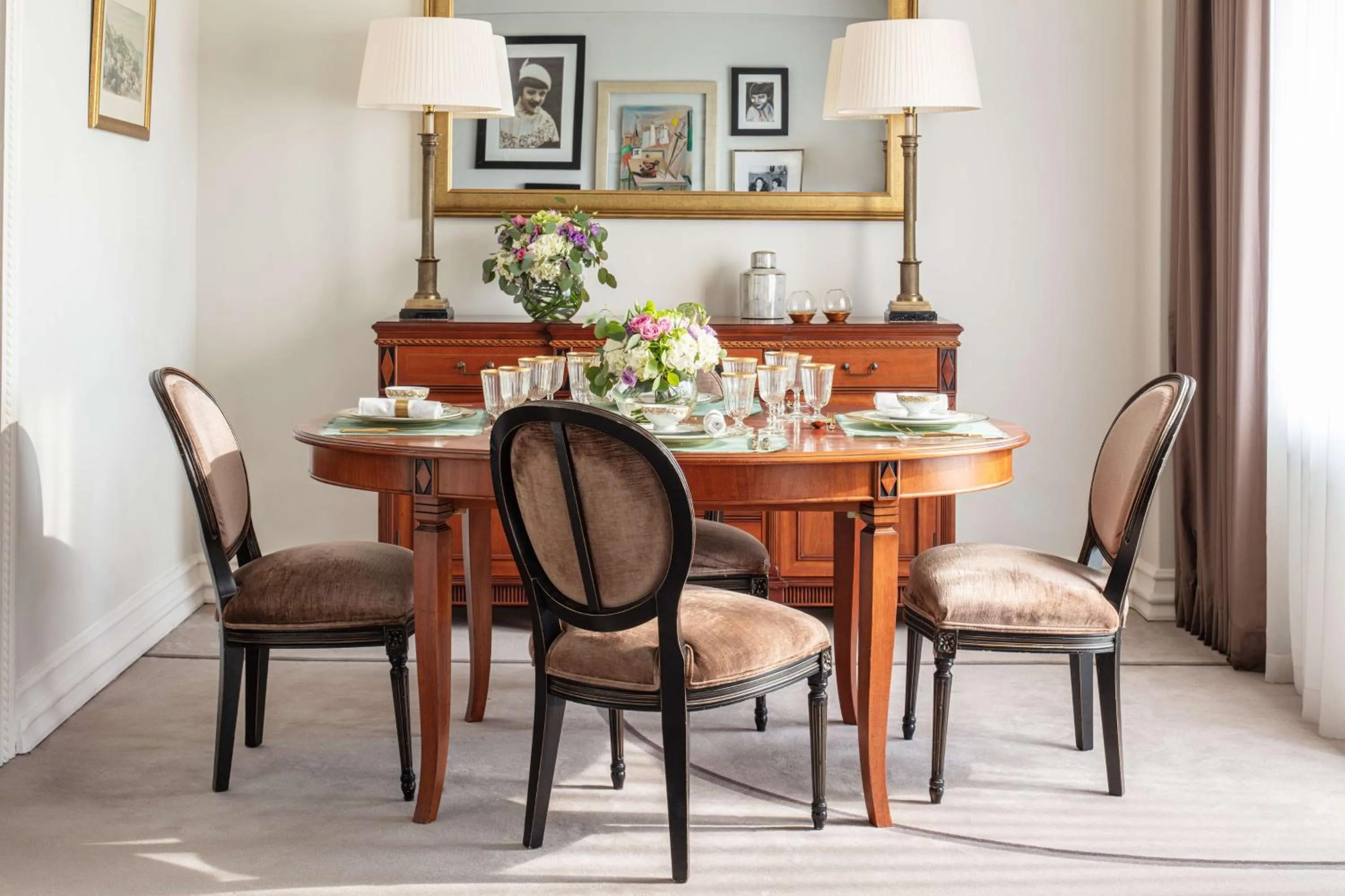 Photo of the whole room in Tivoli Avenida Liberdade Lisboa – A Leading Hotel of the World