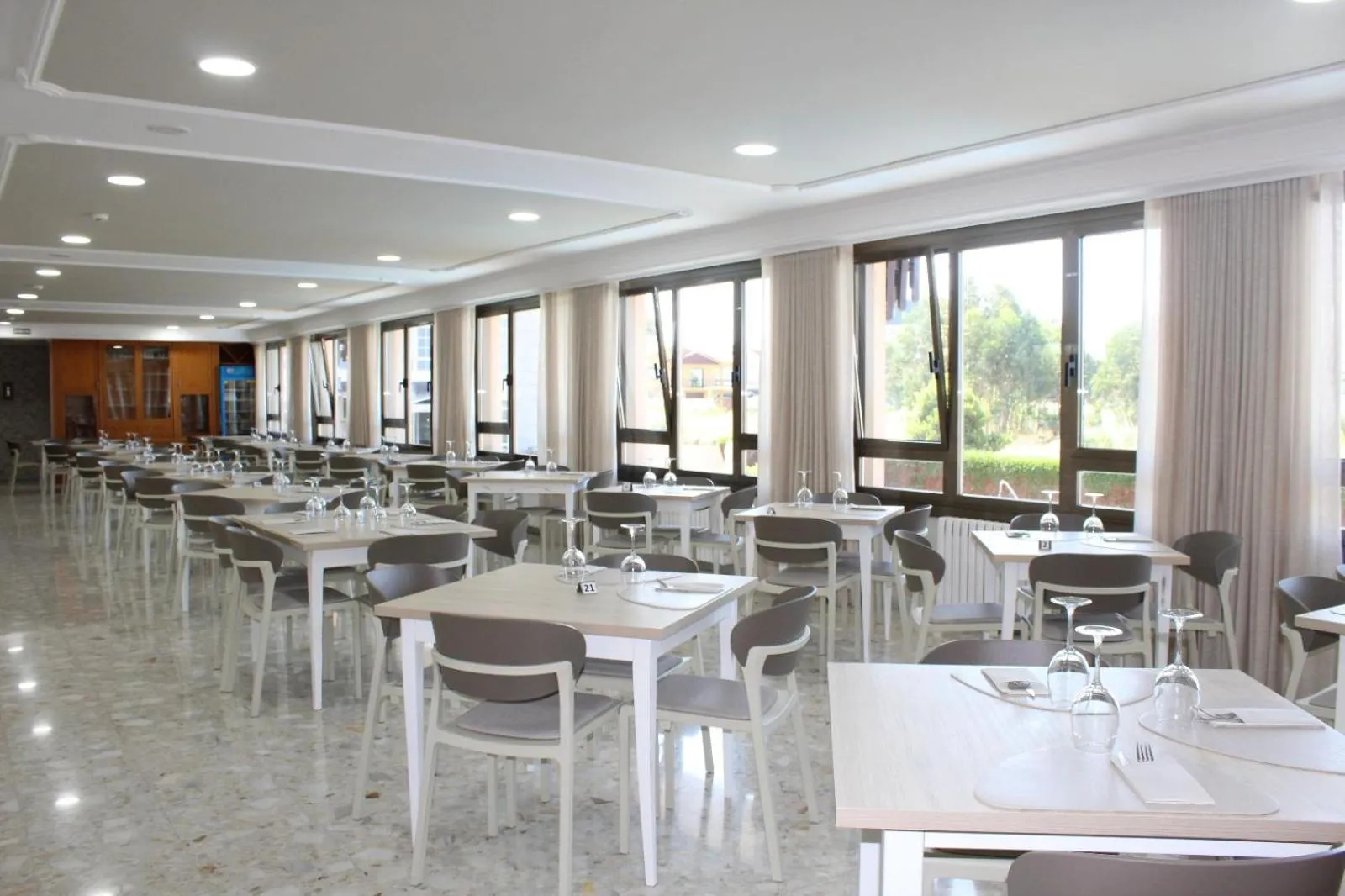 Restaurant/places to eat in Hotel La Lanzada