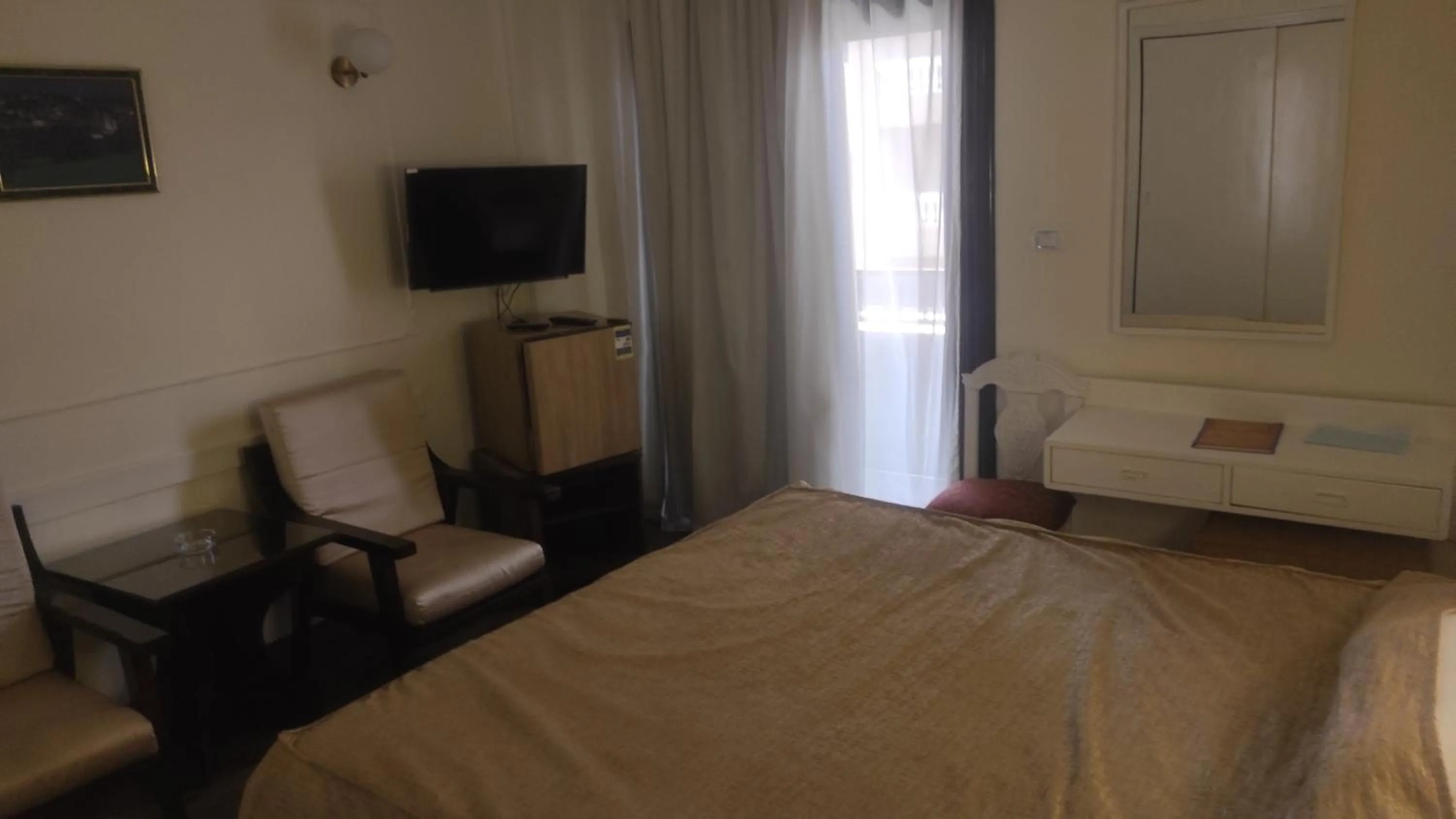 Bed in Beirut Hotel Cairo