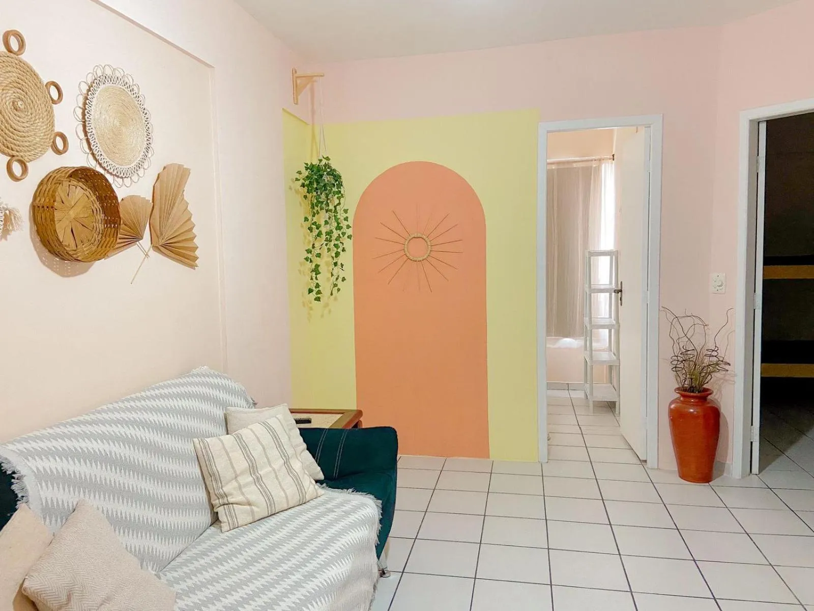 Apto lindo e aconchegante com piscina 202A