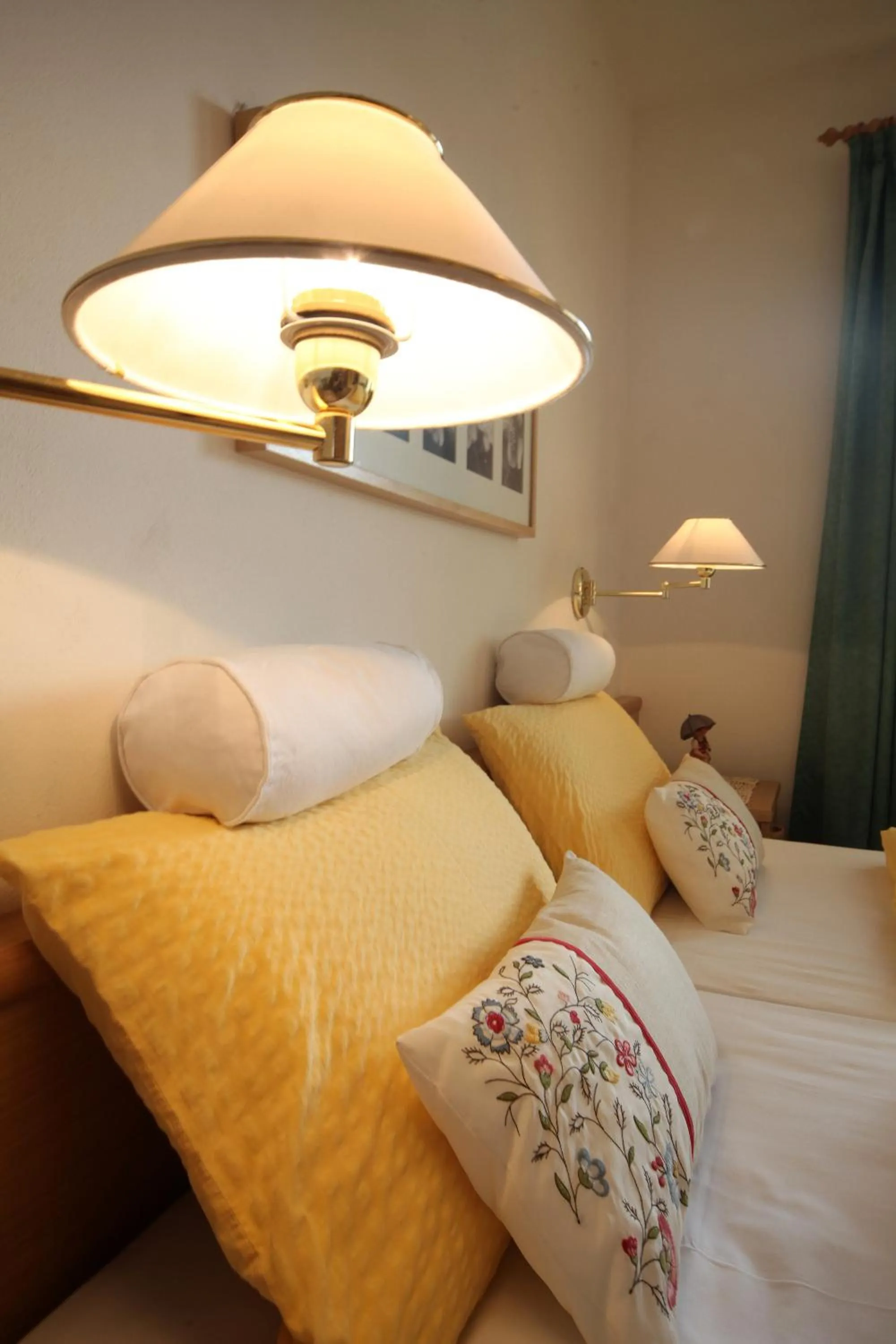 Bedroom, Bed in Ciasa Rudiferia Appartamenti in Alta Badia