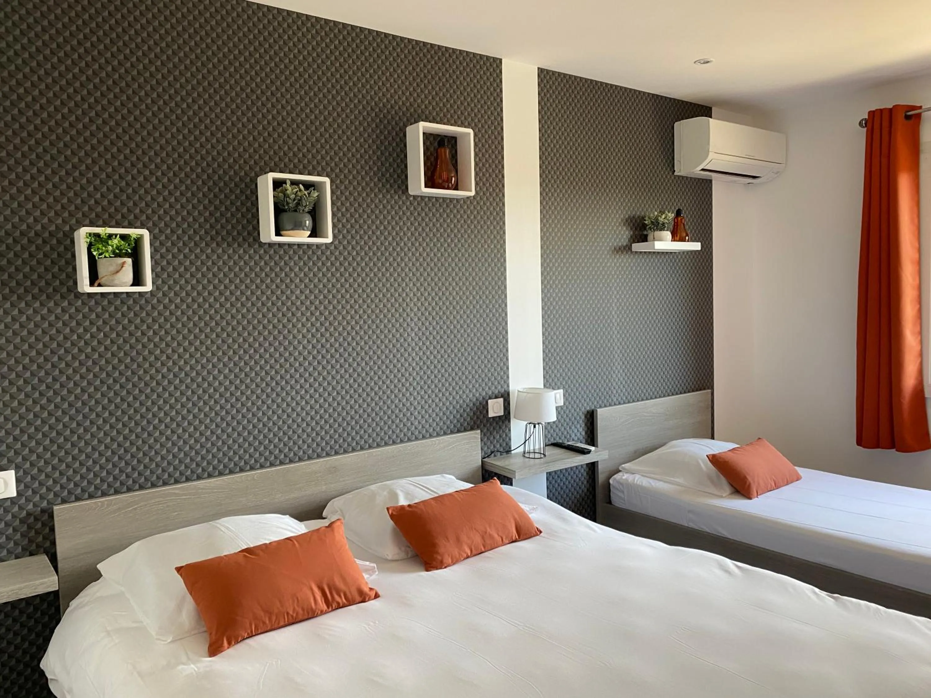 Bed in Hotel Le Ceinturon