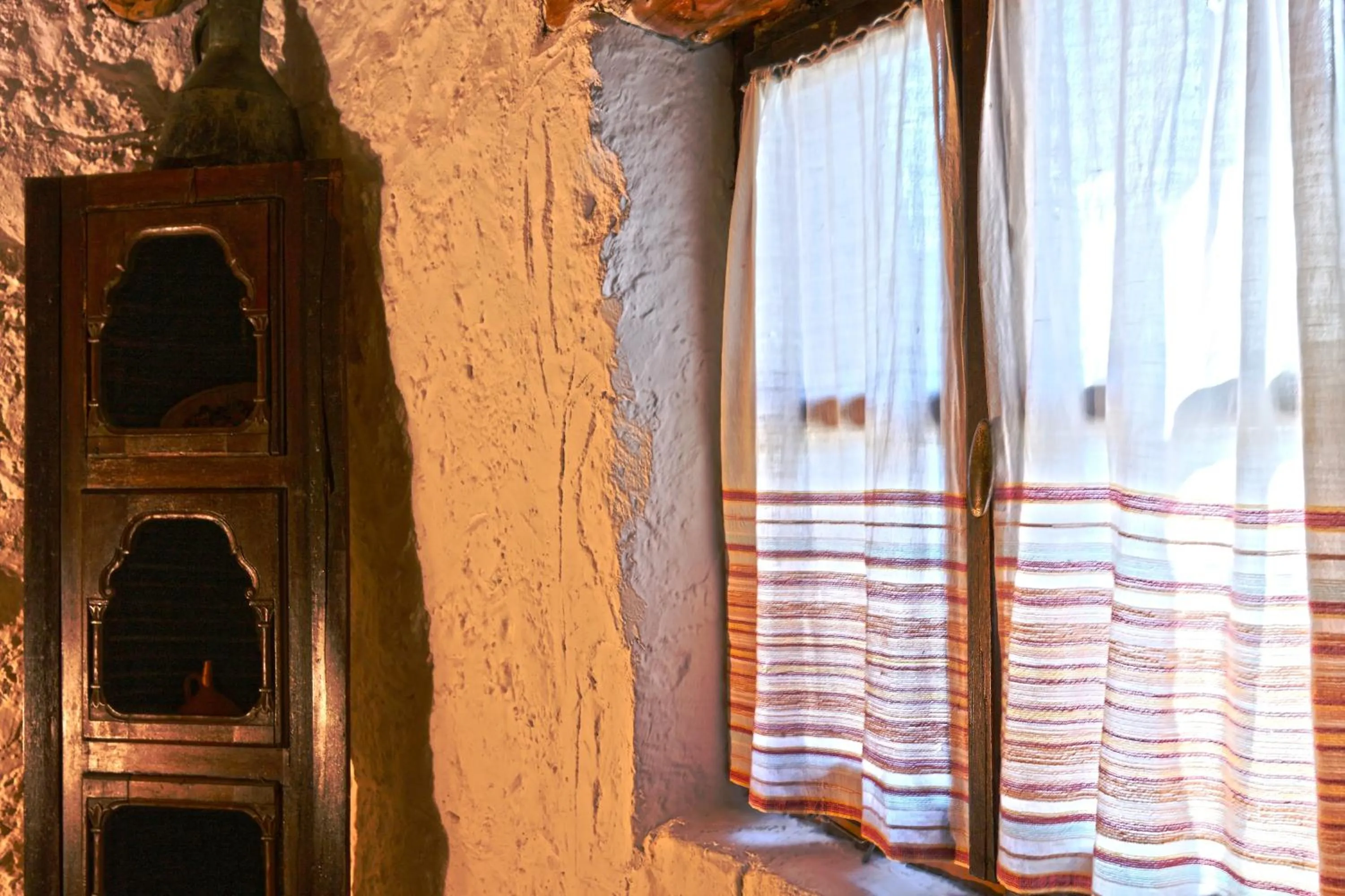 Decorative detail in Aspros Potamos