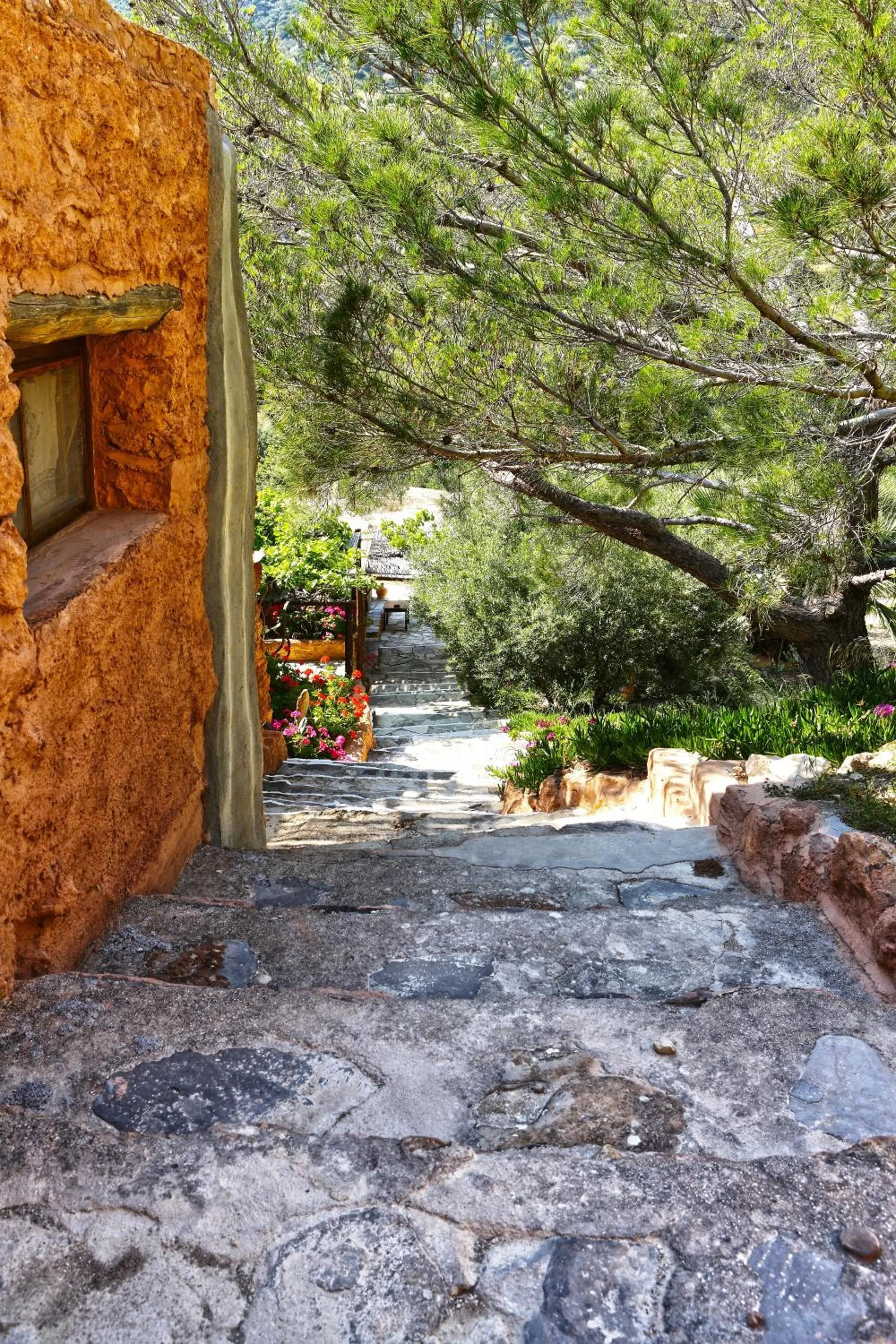 Day in Aspros Potamos