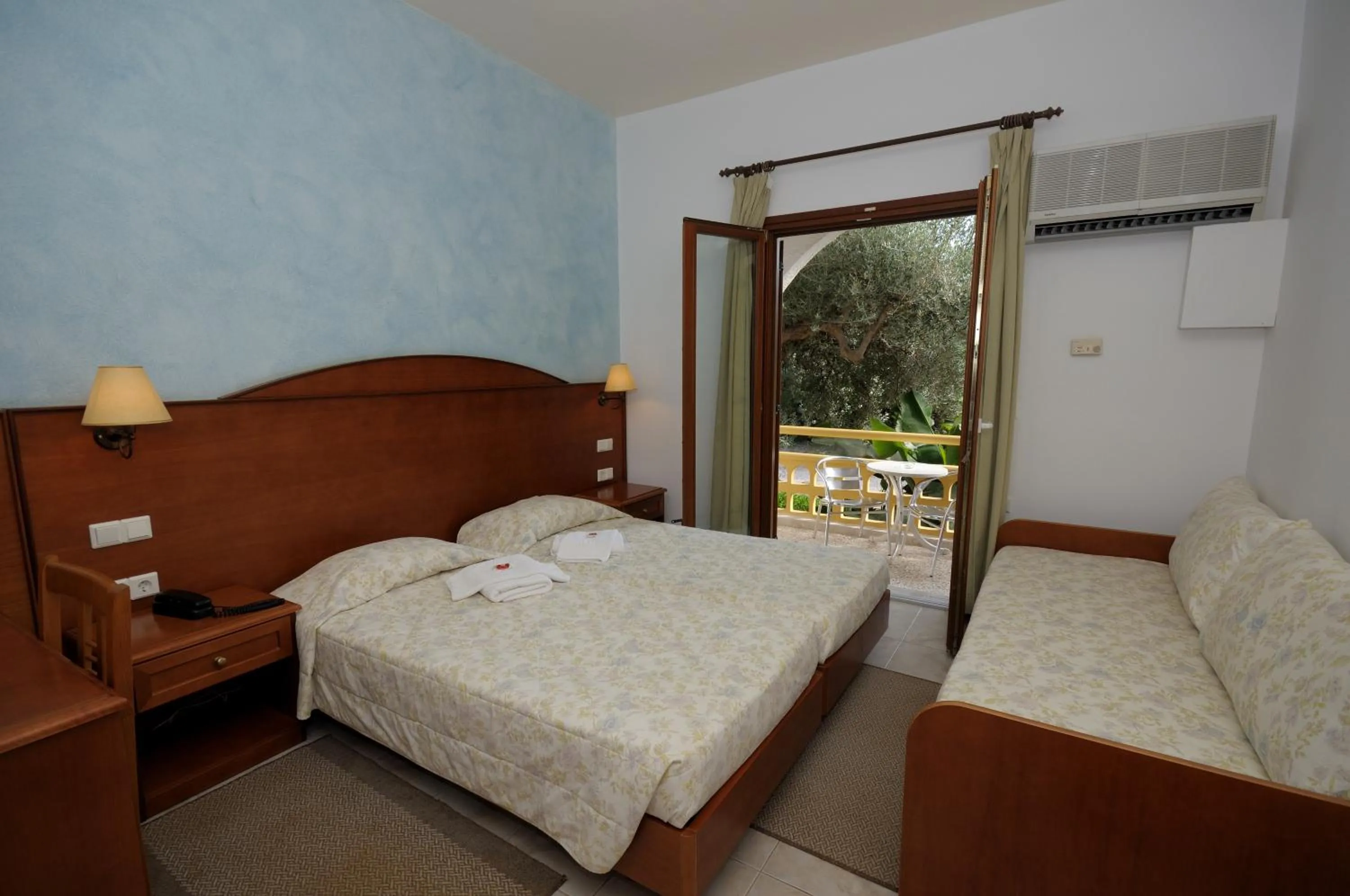 Garden in Hotel Marina Village