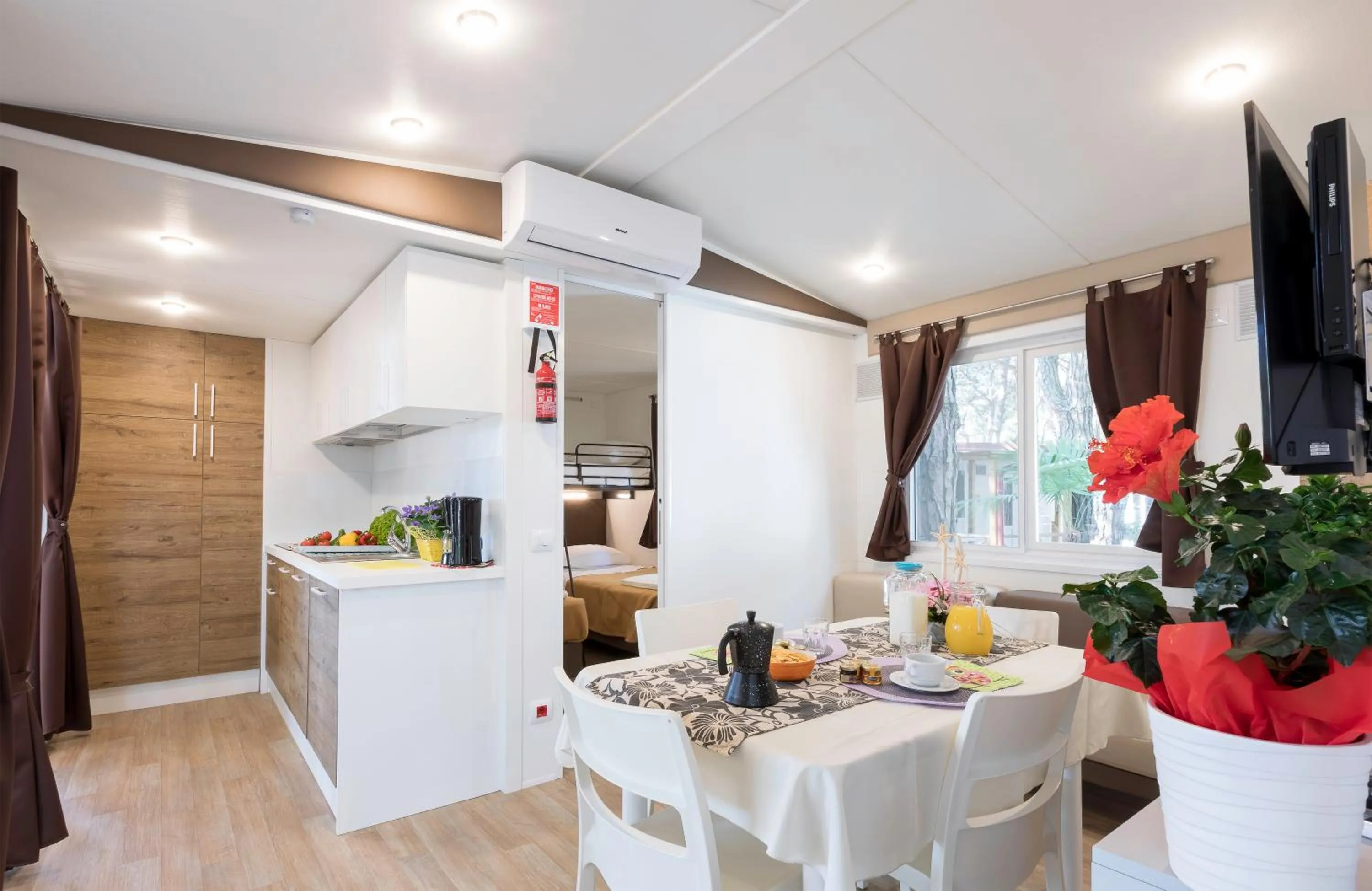 Kitchen or kitchenette in Vela Blu Camping Village
