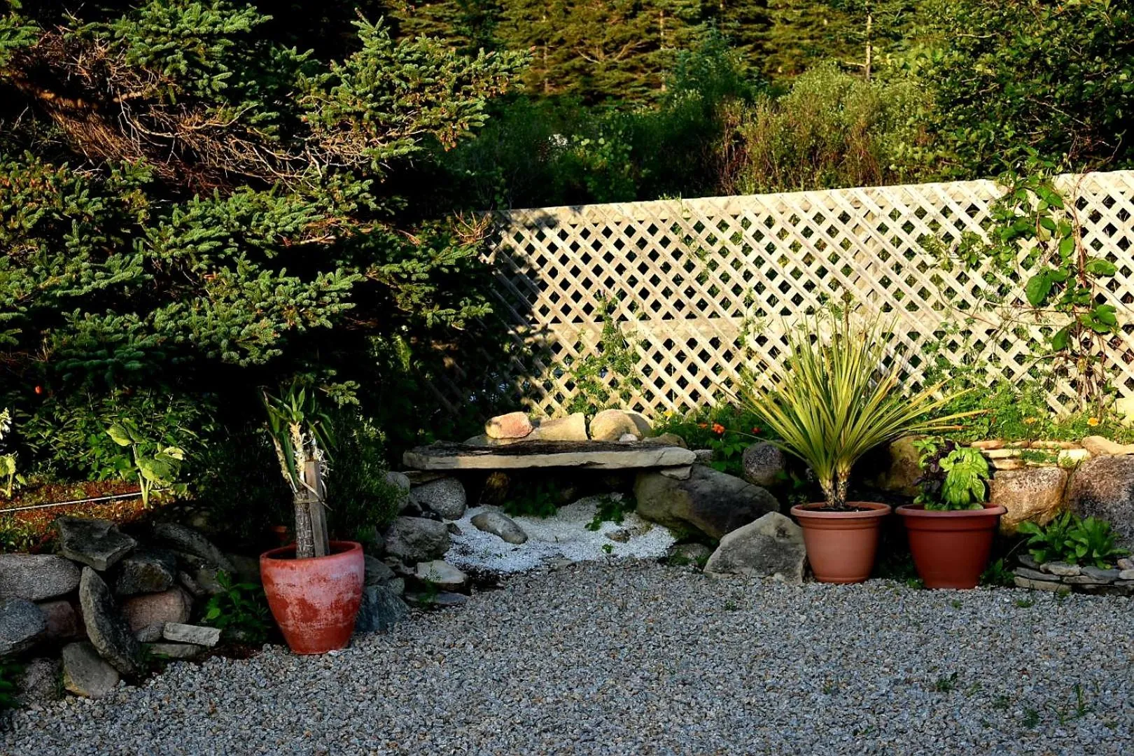 Garden in Seascape Coastal Retreat - 2 ADULTS ONLY - HOT TUB AND WITHOUT HOT TUB OCEANFRONT PROPERTY