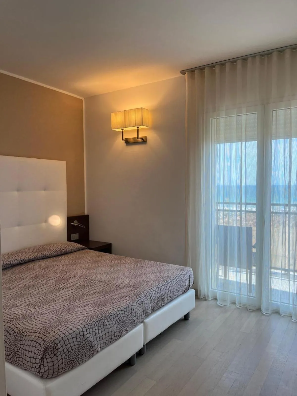 Bedroom, Bed in Hotel Italy