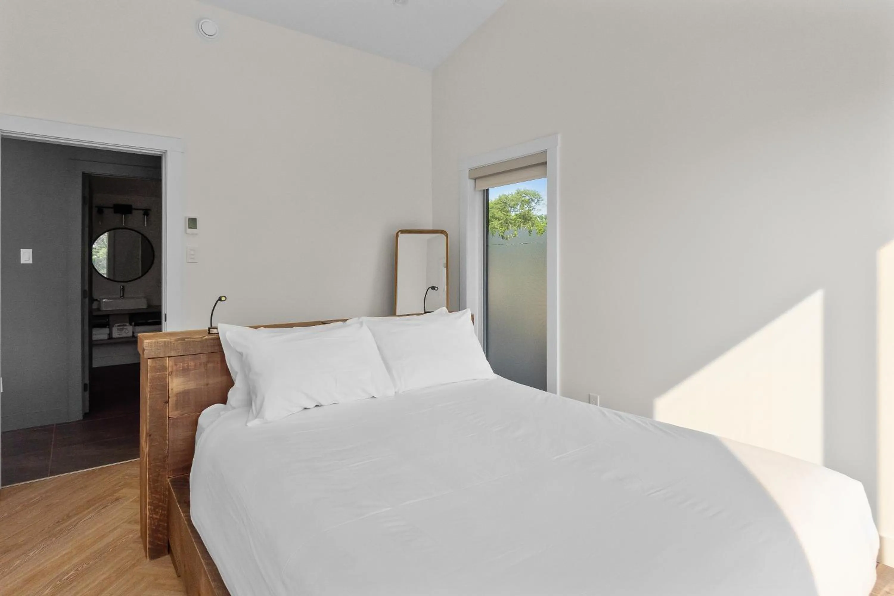 Bedroom, Bed in Parc Omega