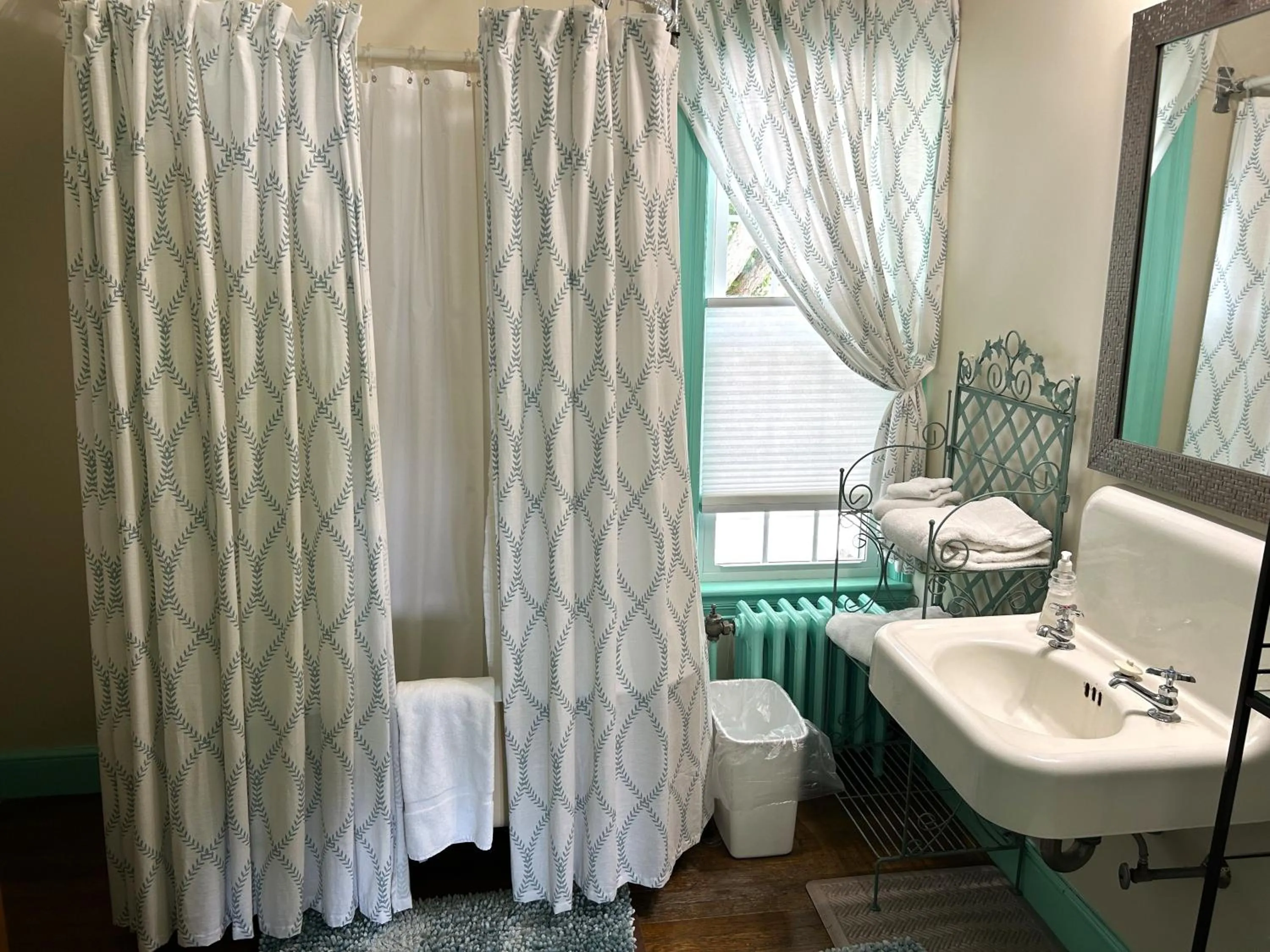 Bathroom in Harborview Inn