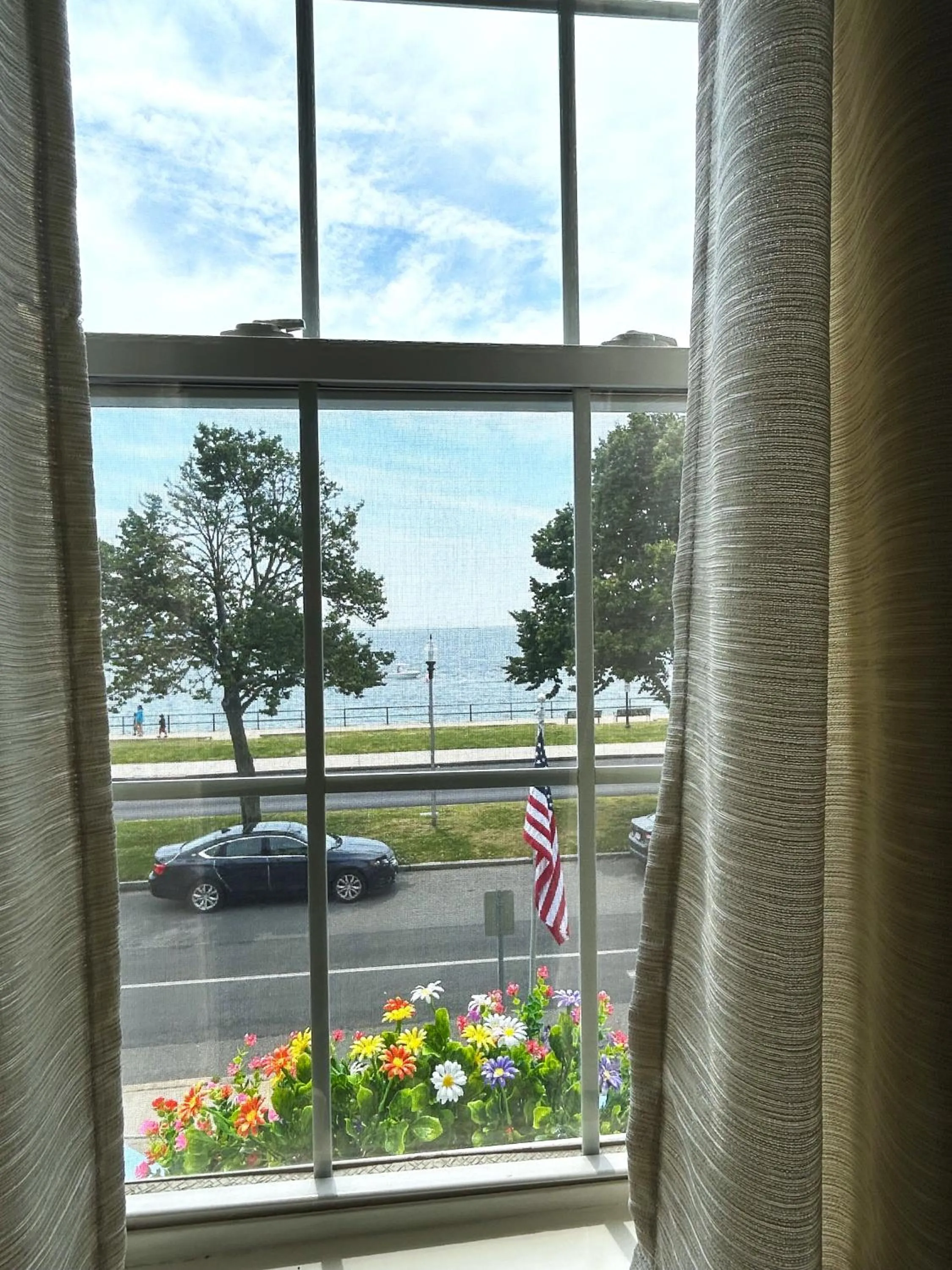 Sea view in Harborview Inn