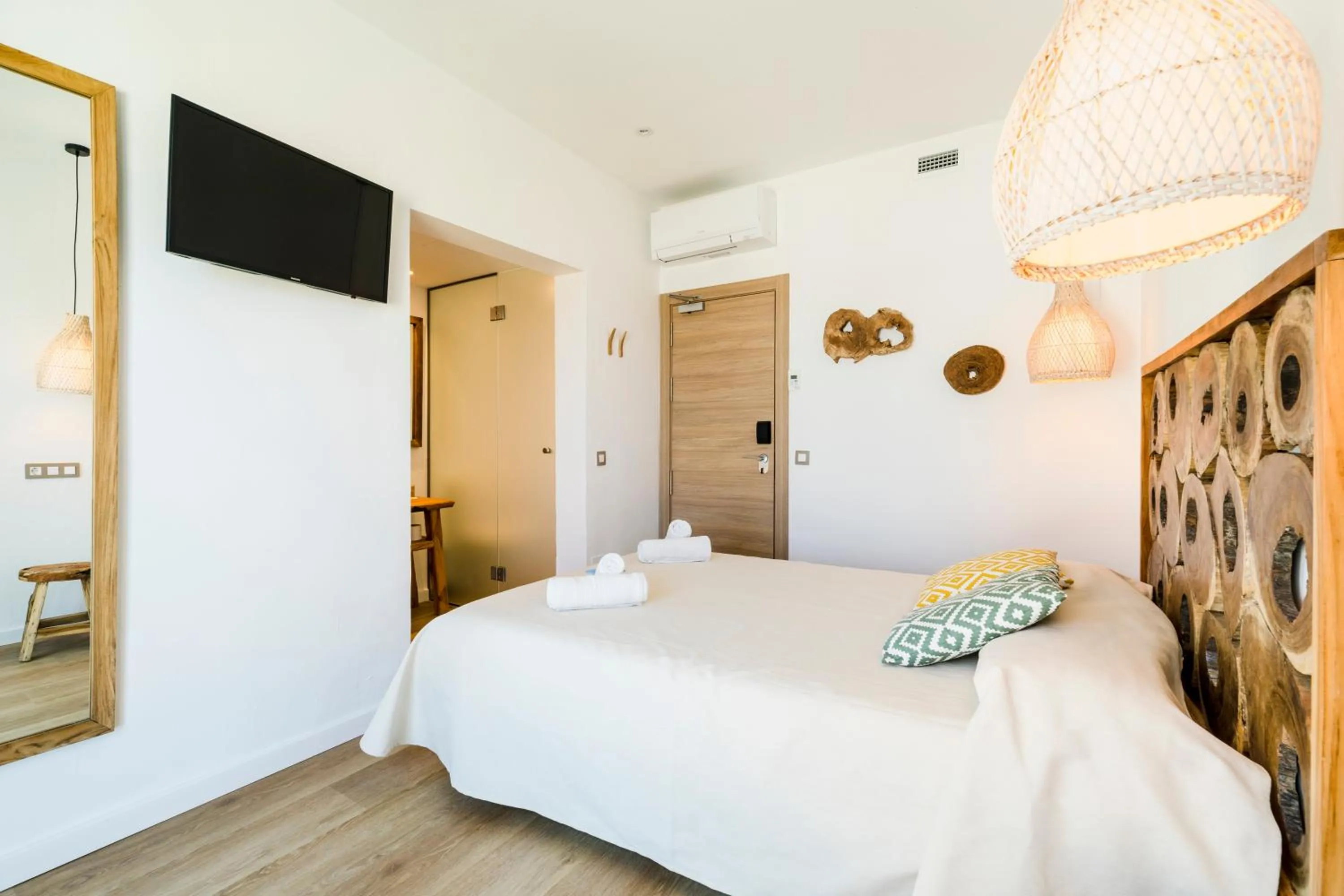Bedroom, Bed in Outsite Ibiza