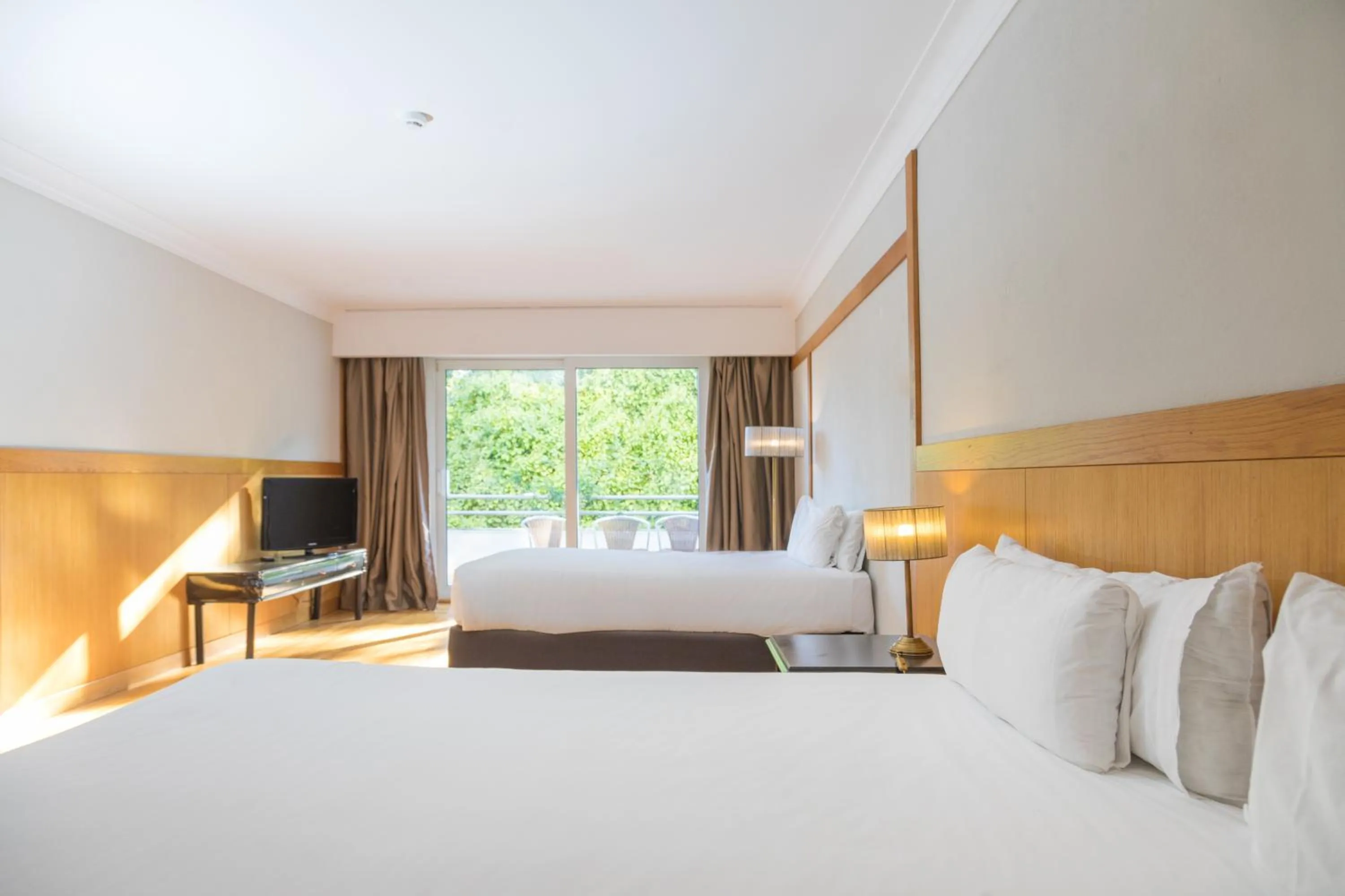 Bed in B&B HOTEL Sado Setúbal