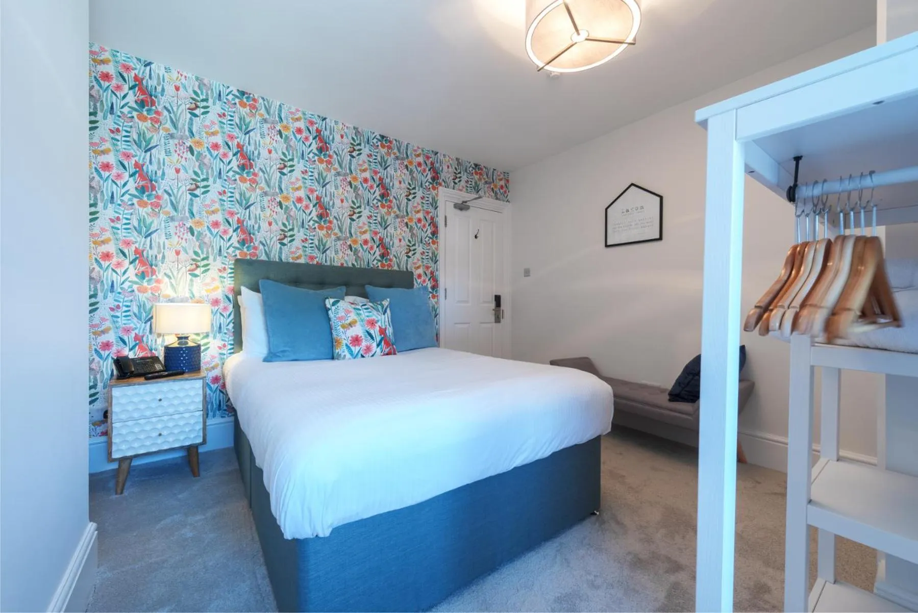 Bed in Florence Suite Boutique Hotel and Restaurant