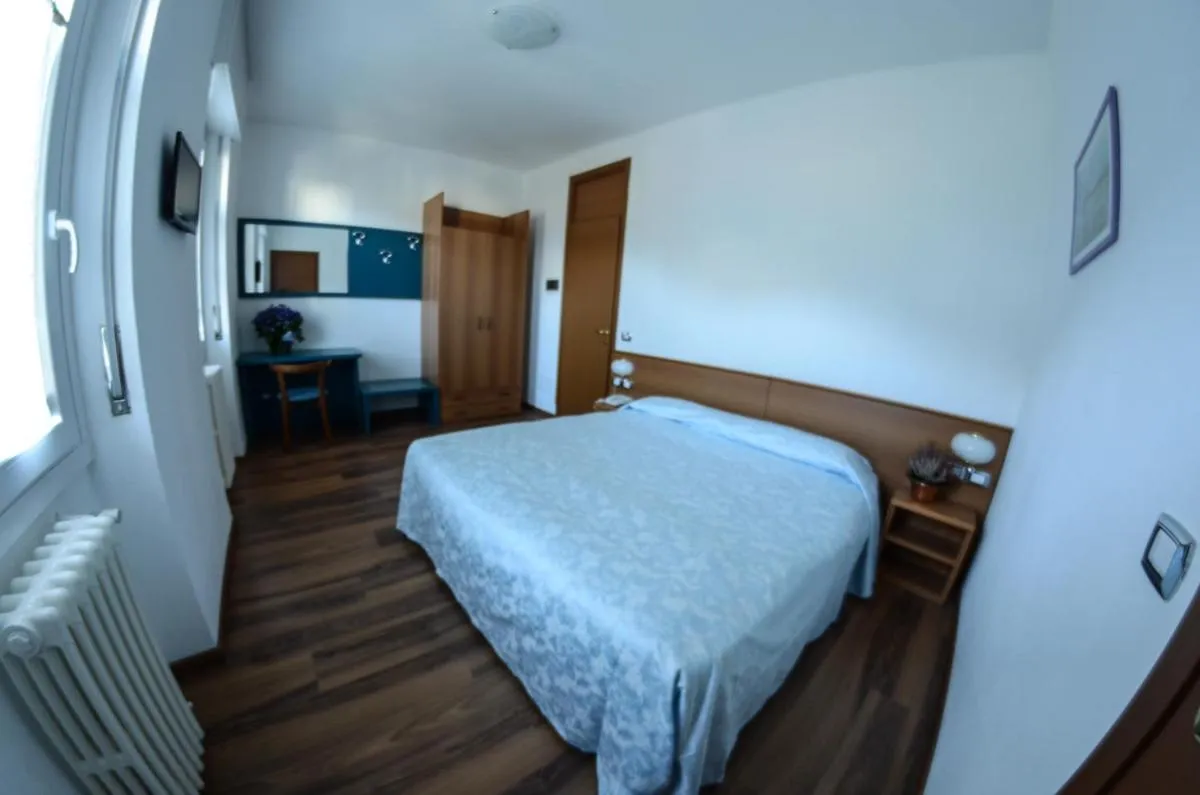 Bed in Hotel National